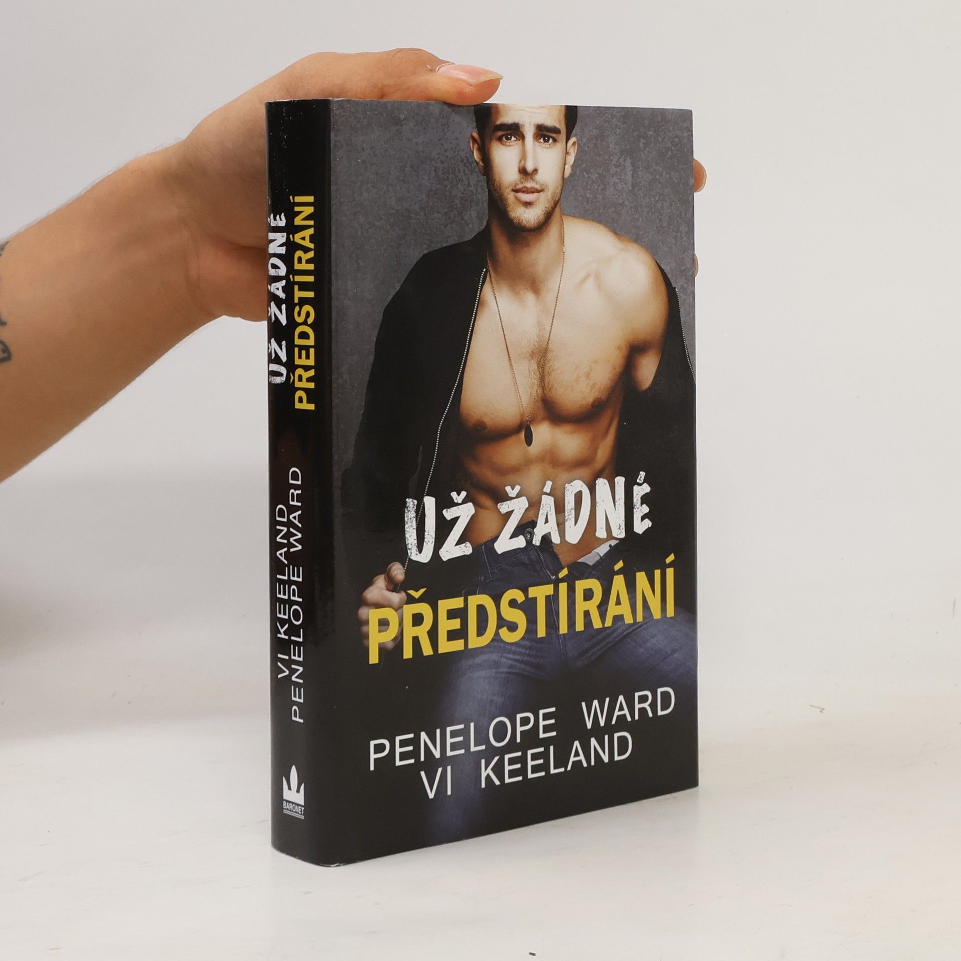Vi Keeland Už žádné předstírání