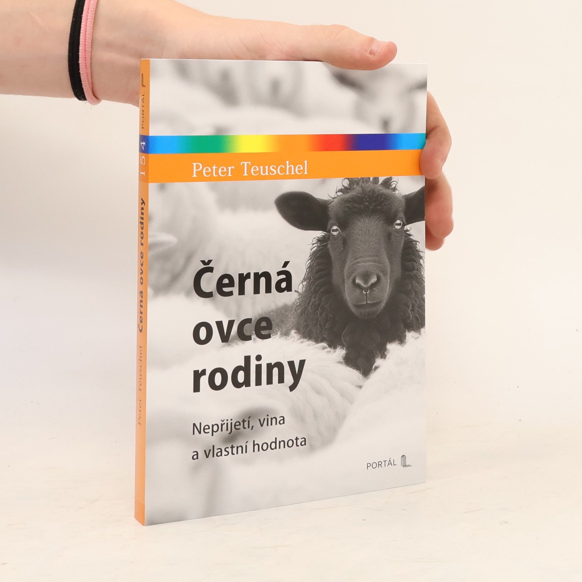 Peter Teuschel Černá ovce rodiny