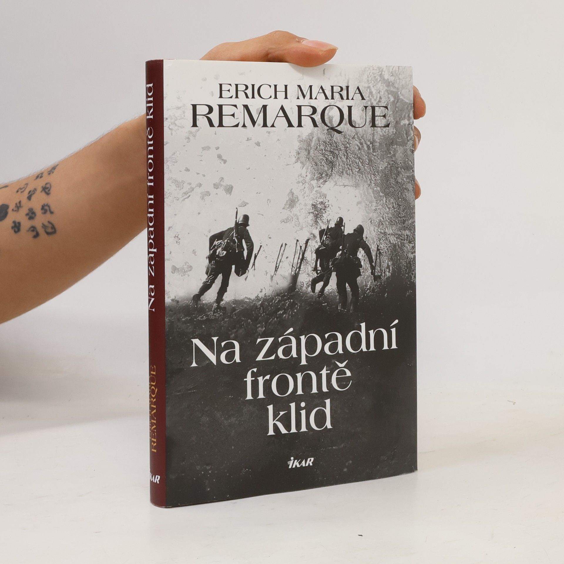 Erich Maria Remarque Na západní frontě klid