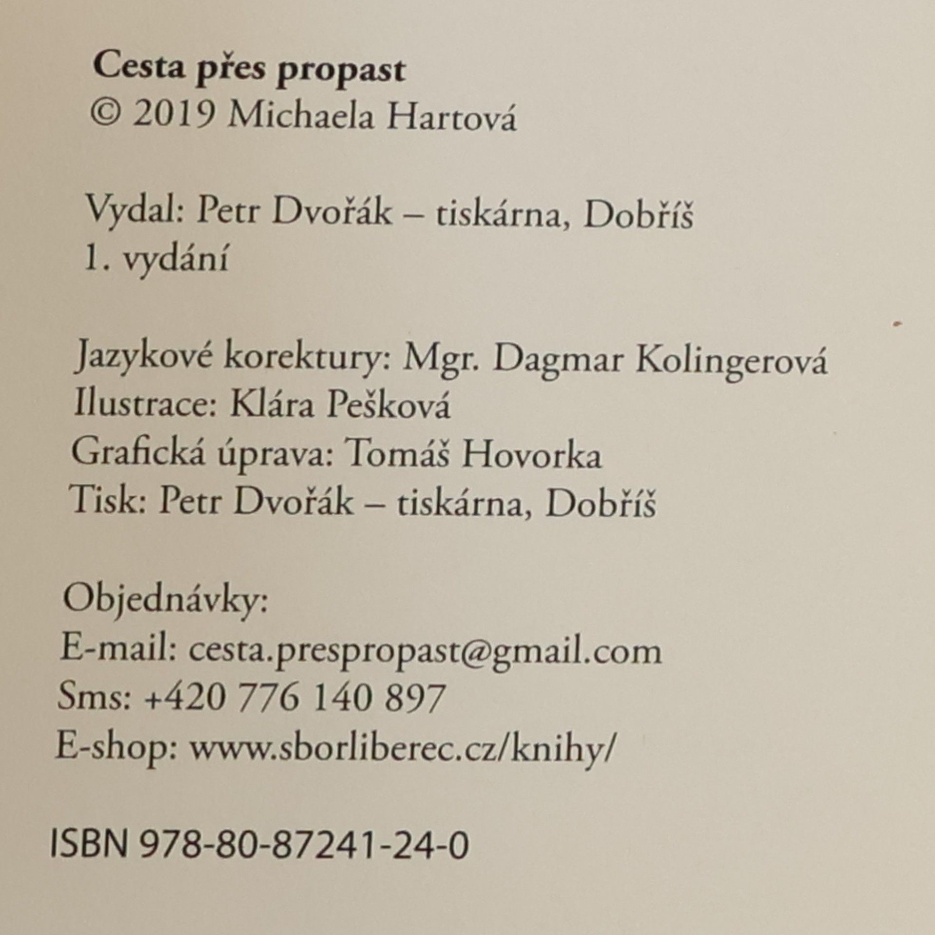 Michaela Hartová Cesta přes propast