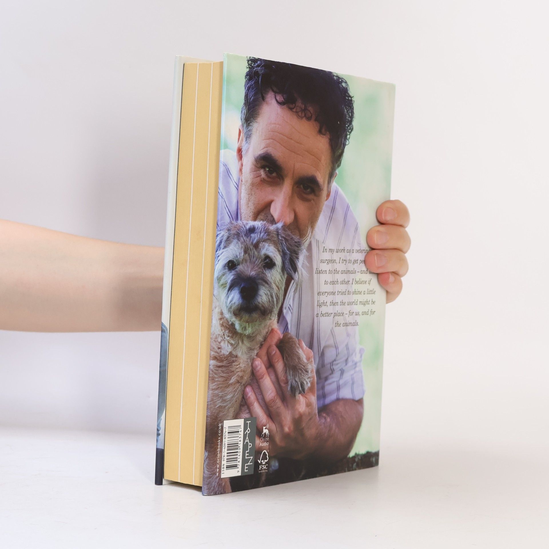 Noel Fitzpatrick Listening to the Animals: Becoming The Supervet