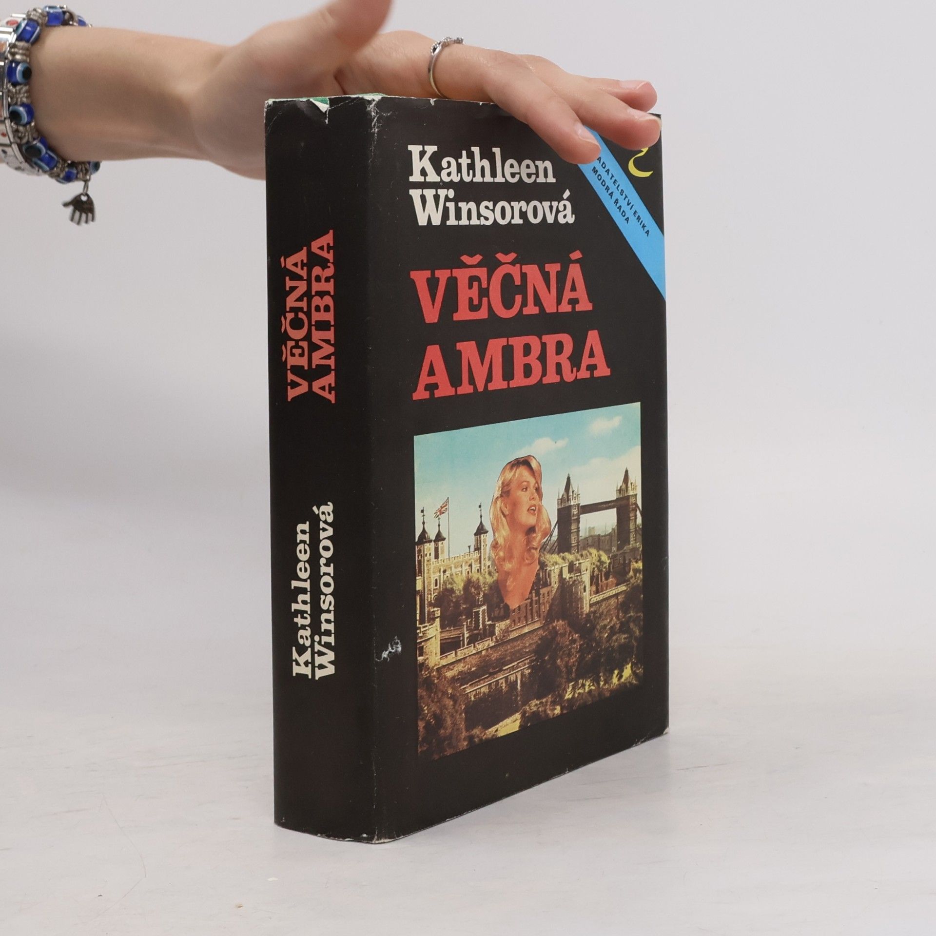 Kathleen Winsor Věčná Ambra