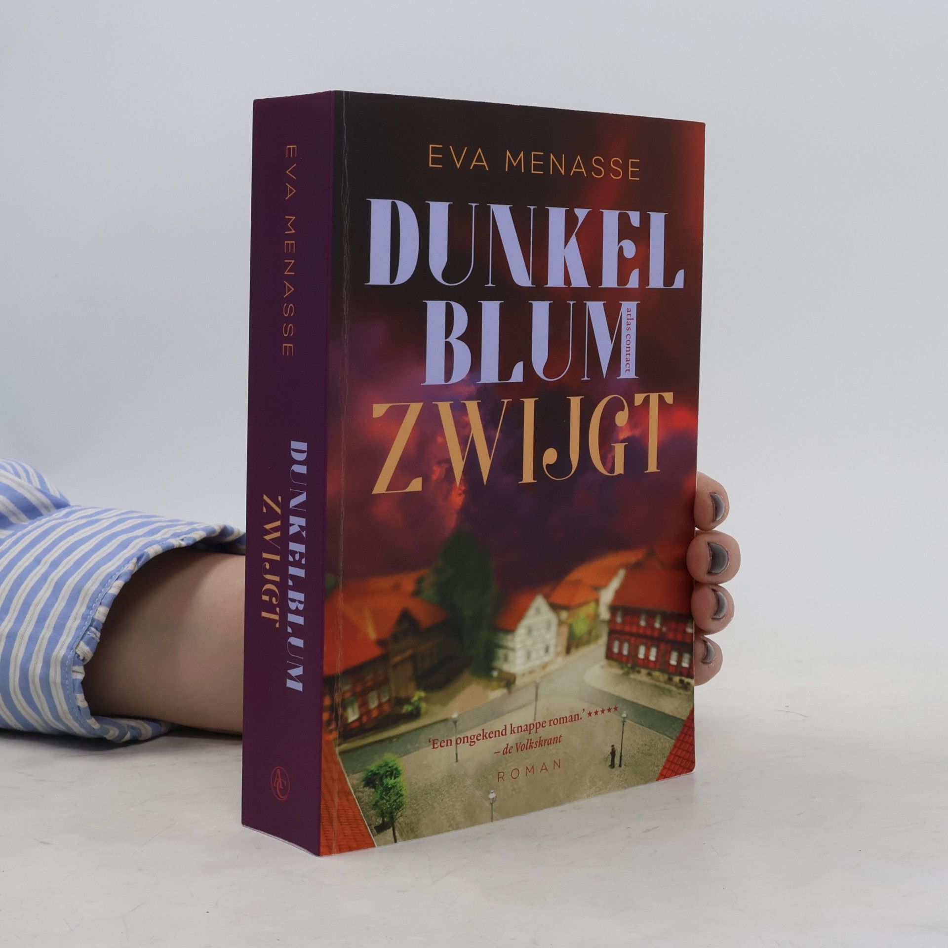 Eva Menasse Dunkelblum zwijgt
