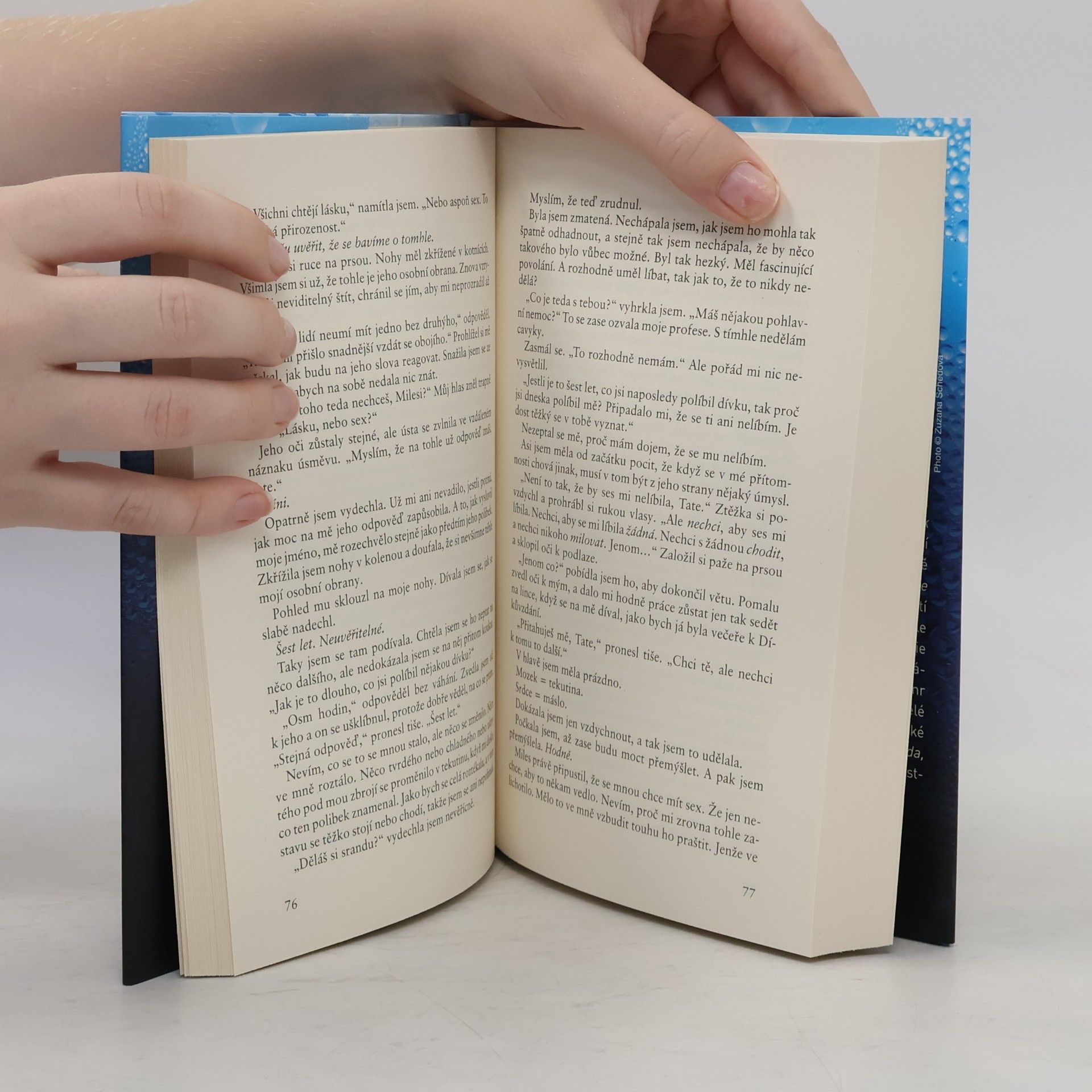 Colleen Hoover Odvrácená tvář lásky
