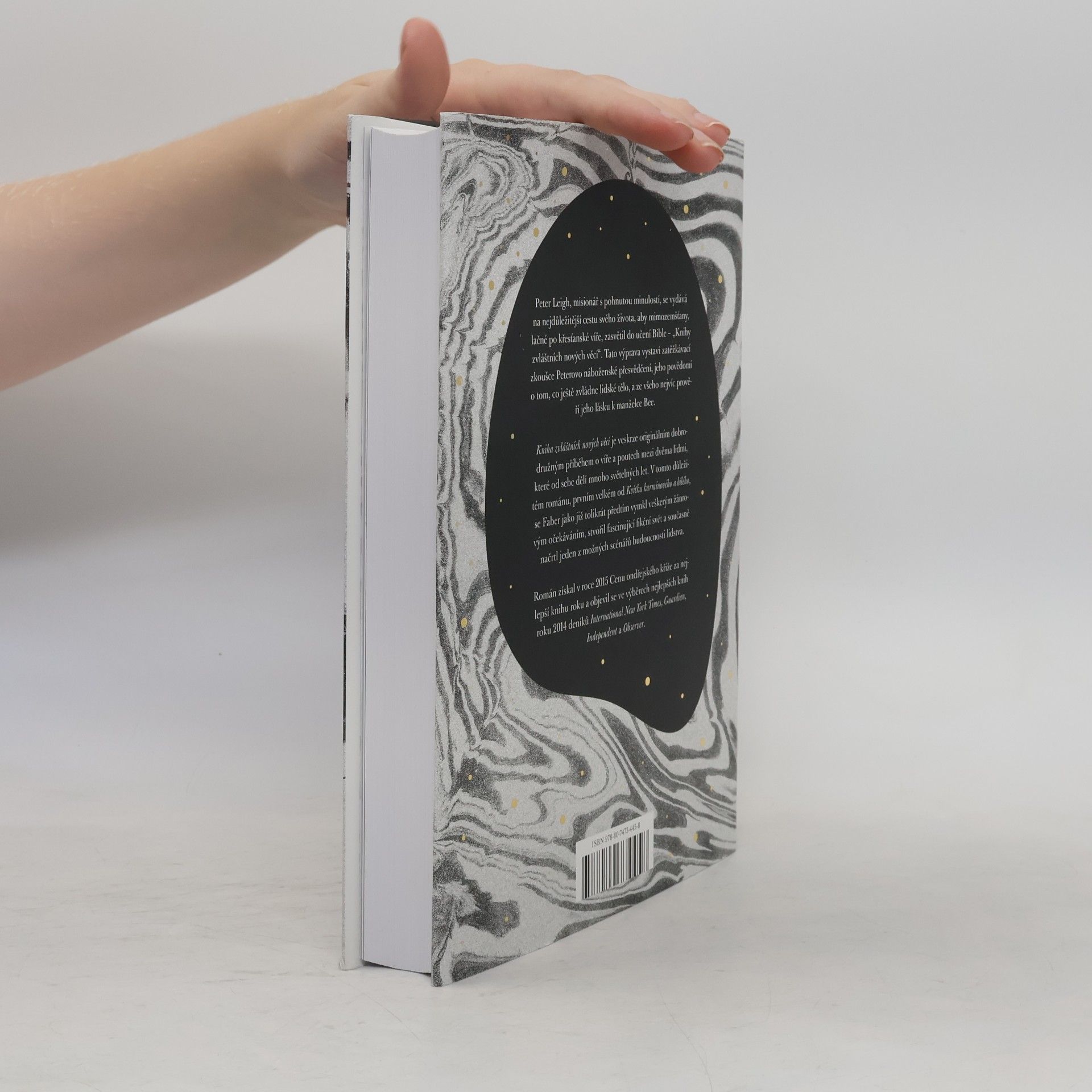 Michel Faber Kniha zvláštních nových věcí