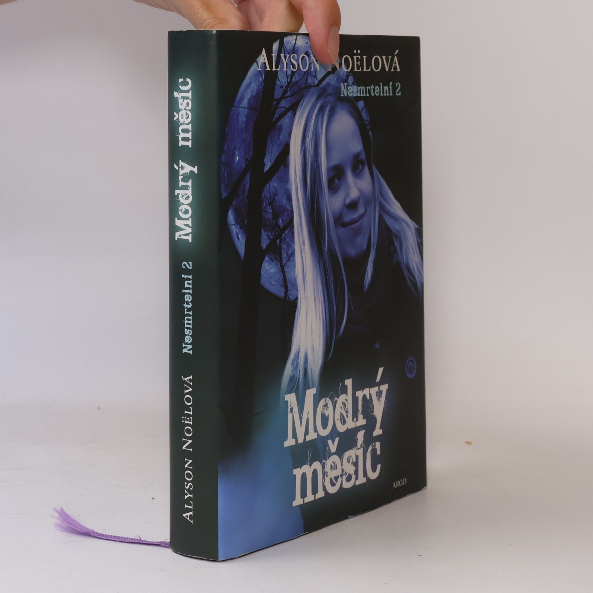 Alyson Noë͏l Nesmrtelní 2. Modrý měsíc