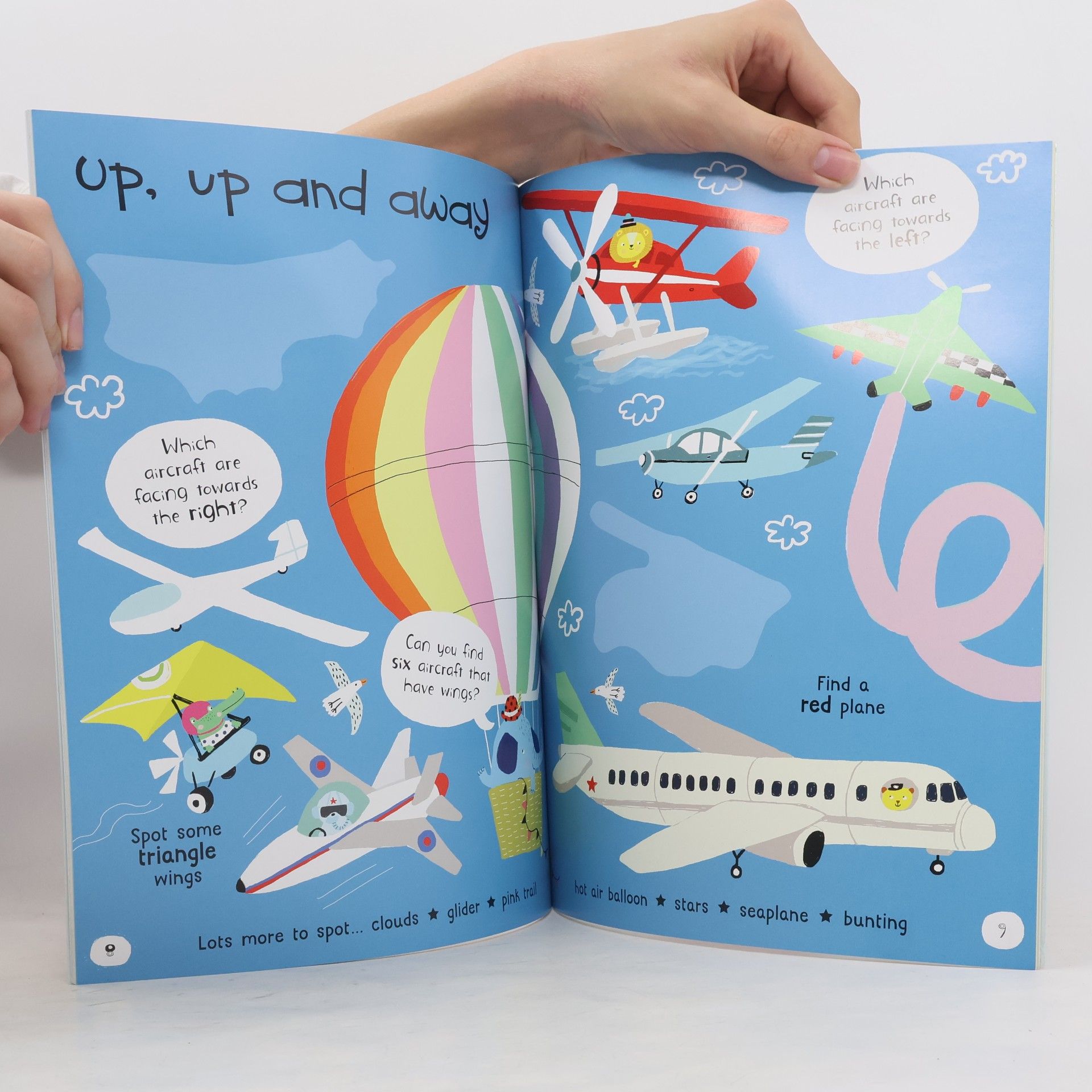Ailie Busby Lots to Spot Sticker Book: On the Go!