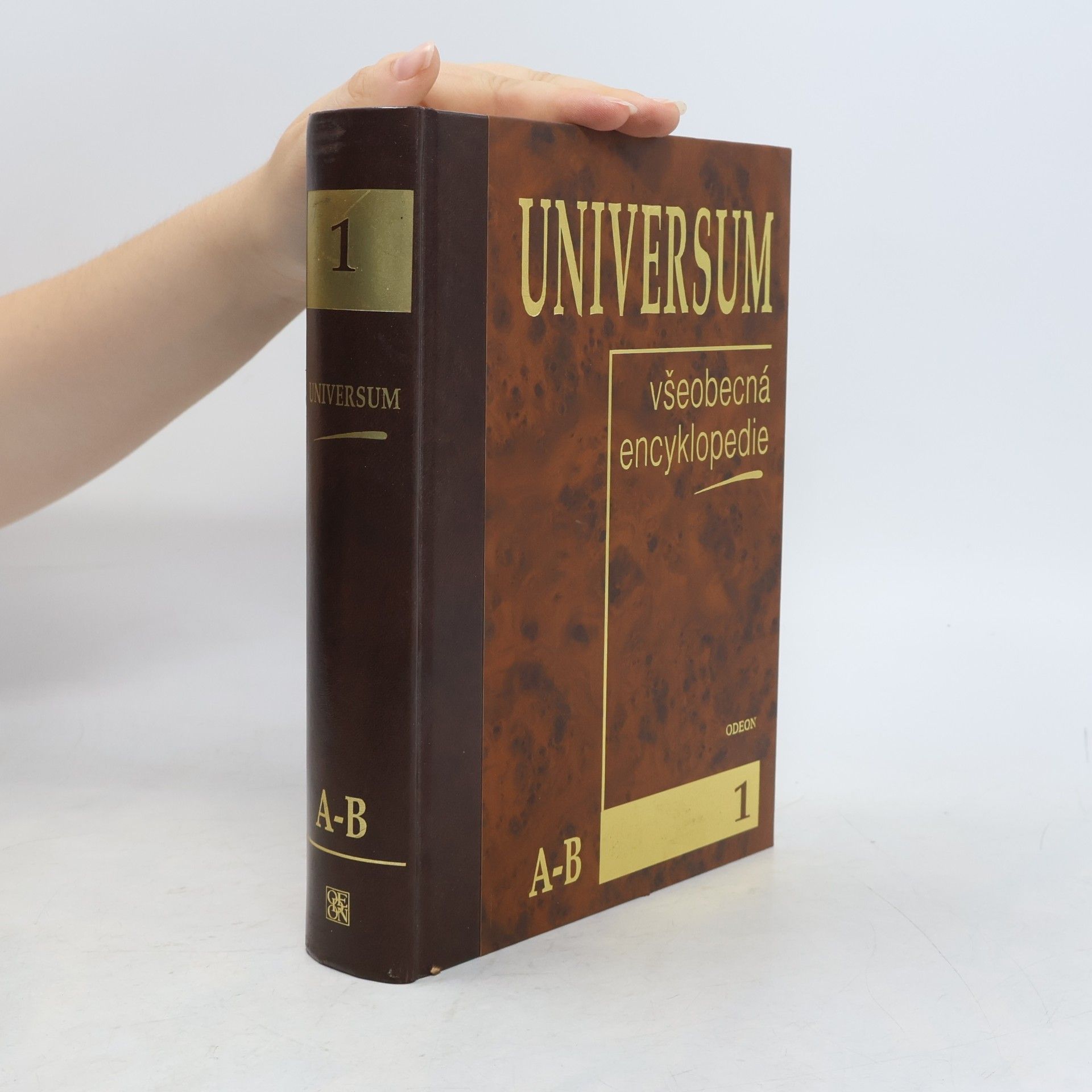 Collectif d'auteurs Universum. Všeobecná encyklopedie 1. A-B