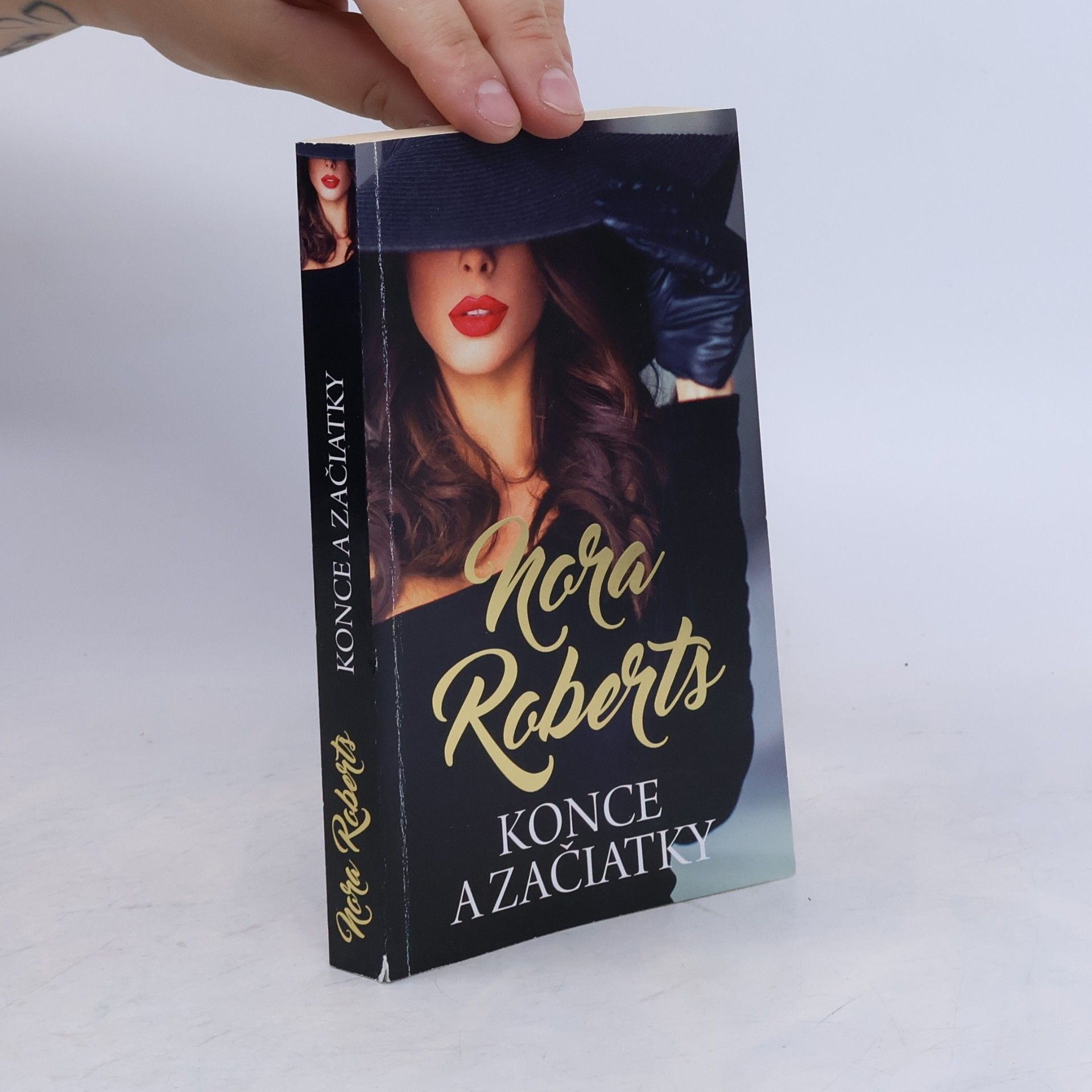 Nora Roberts Konce a začiatky
