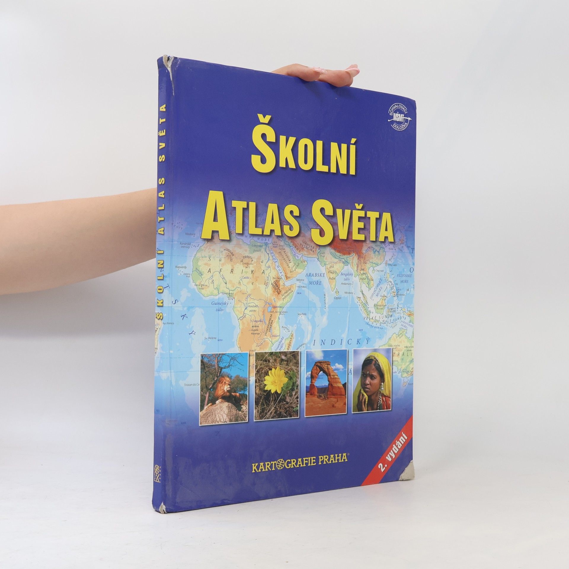 Various authors Školní atlas světa