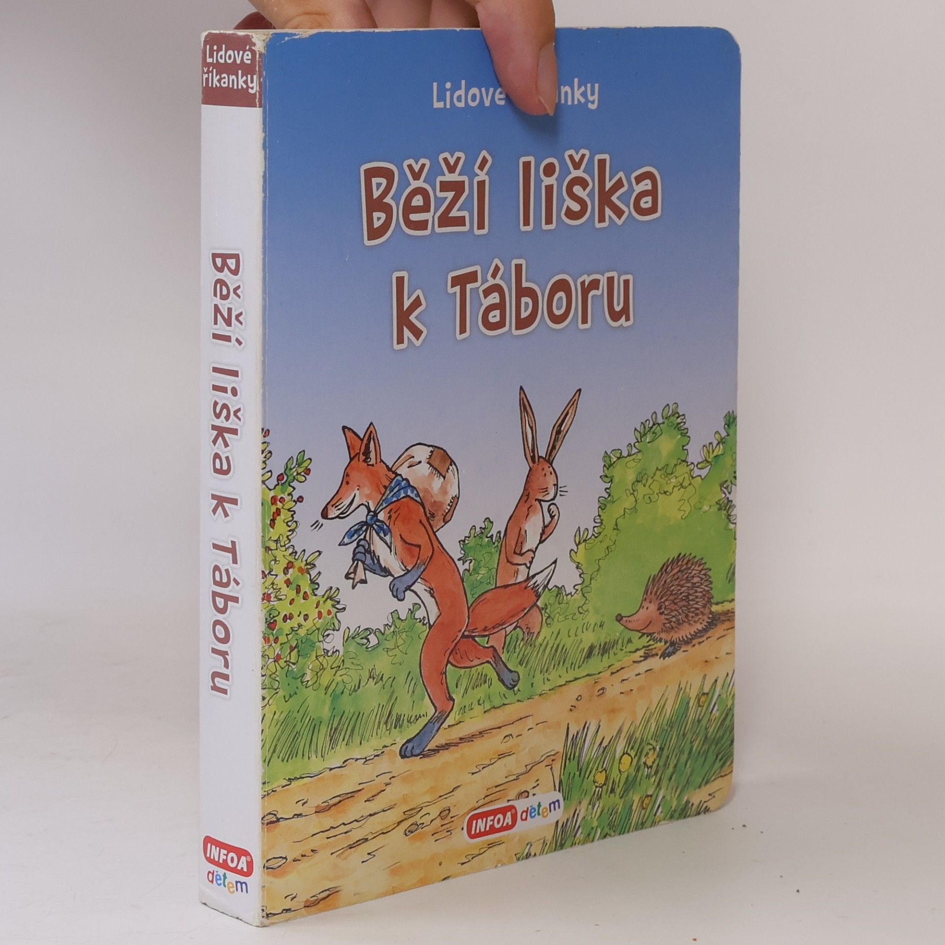 Kolektiv autorů Běží liška k Táboru - Lidové říkanky