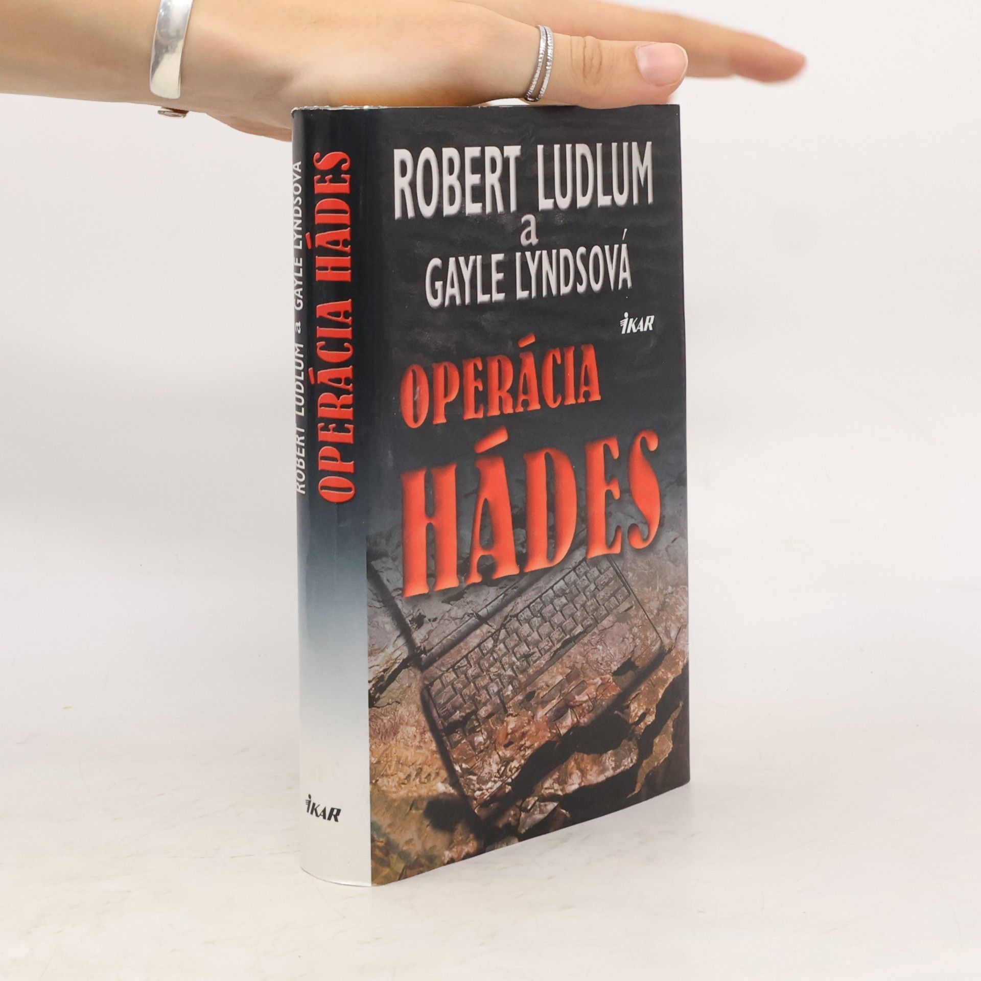 Robert Ludlum Operácia Hádes