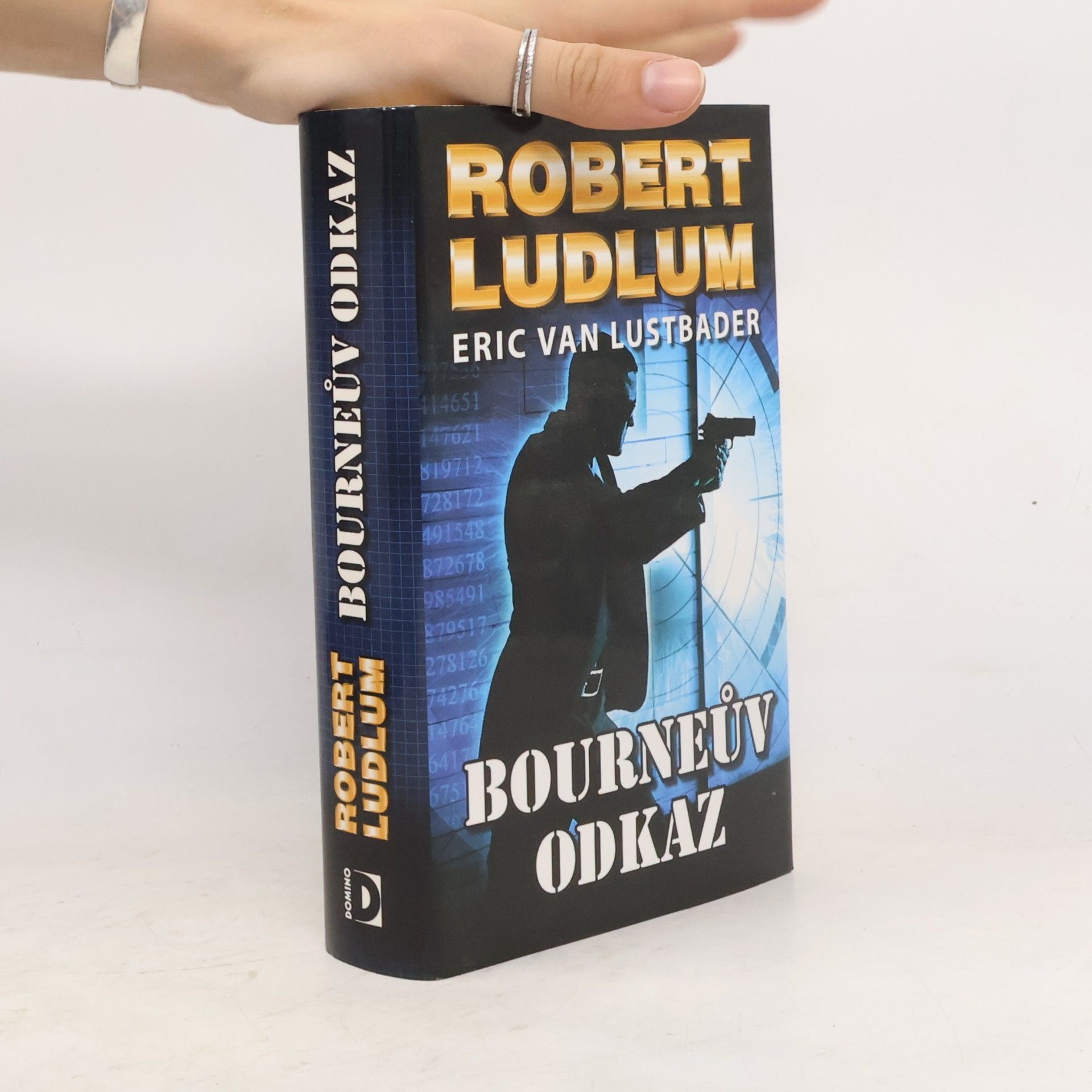 Robert Ludlum Bourneův odkaz