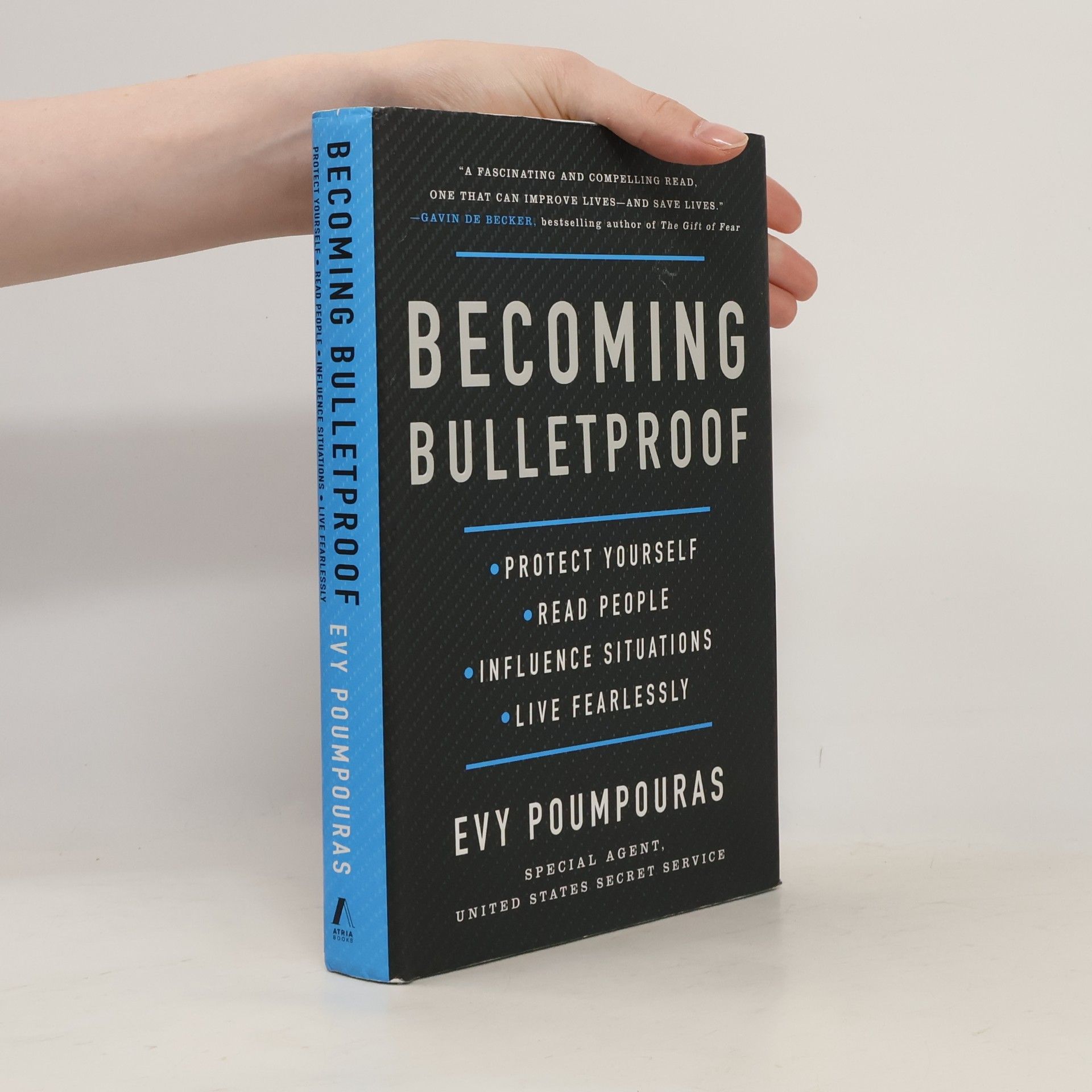 Poumpouras Evy Becoming Bulletproof