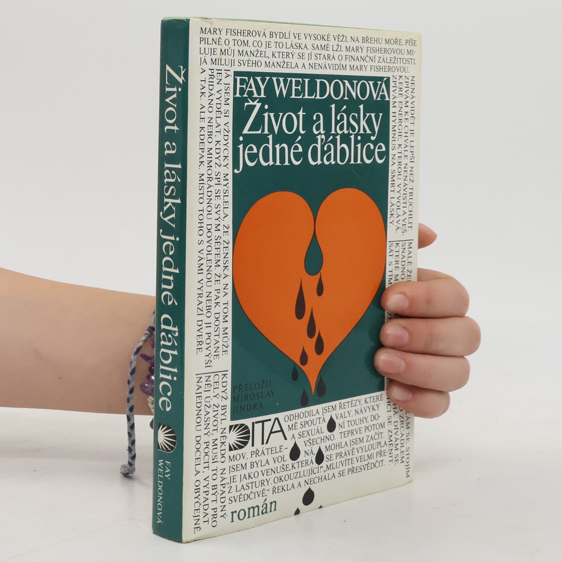 Fay Weldon Život a lásky jedné ďáblice
