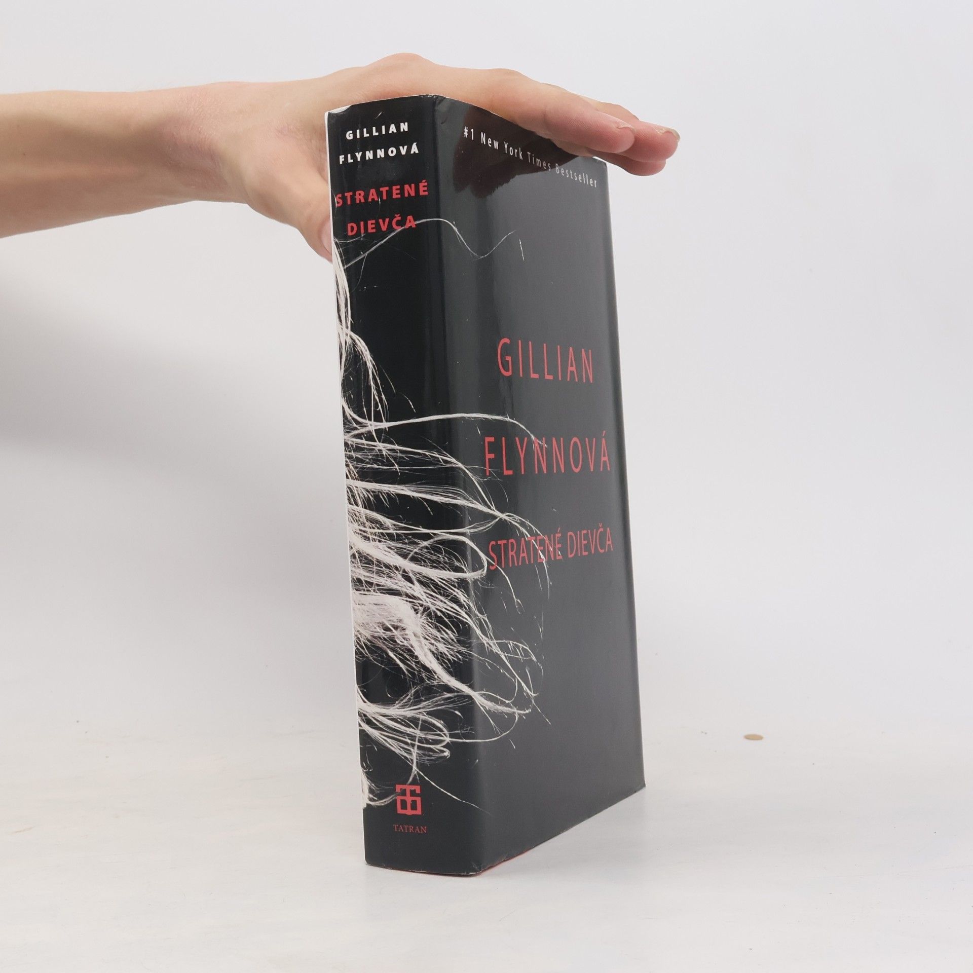 Gillian Flynn Stratené dievča