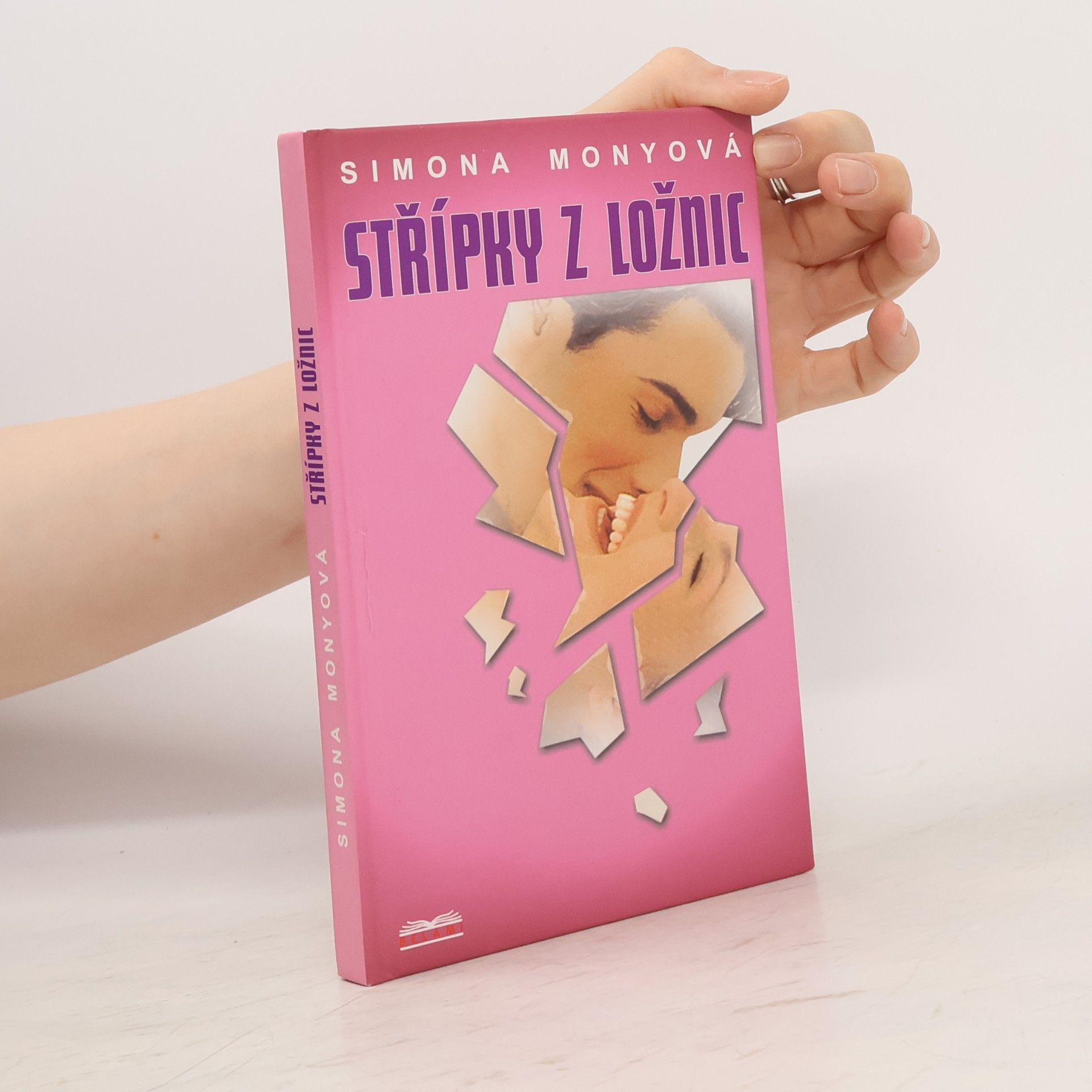 Simona Monyová Střípky z ložnic