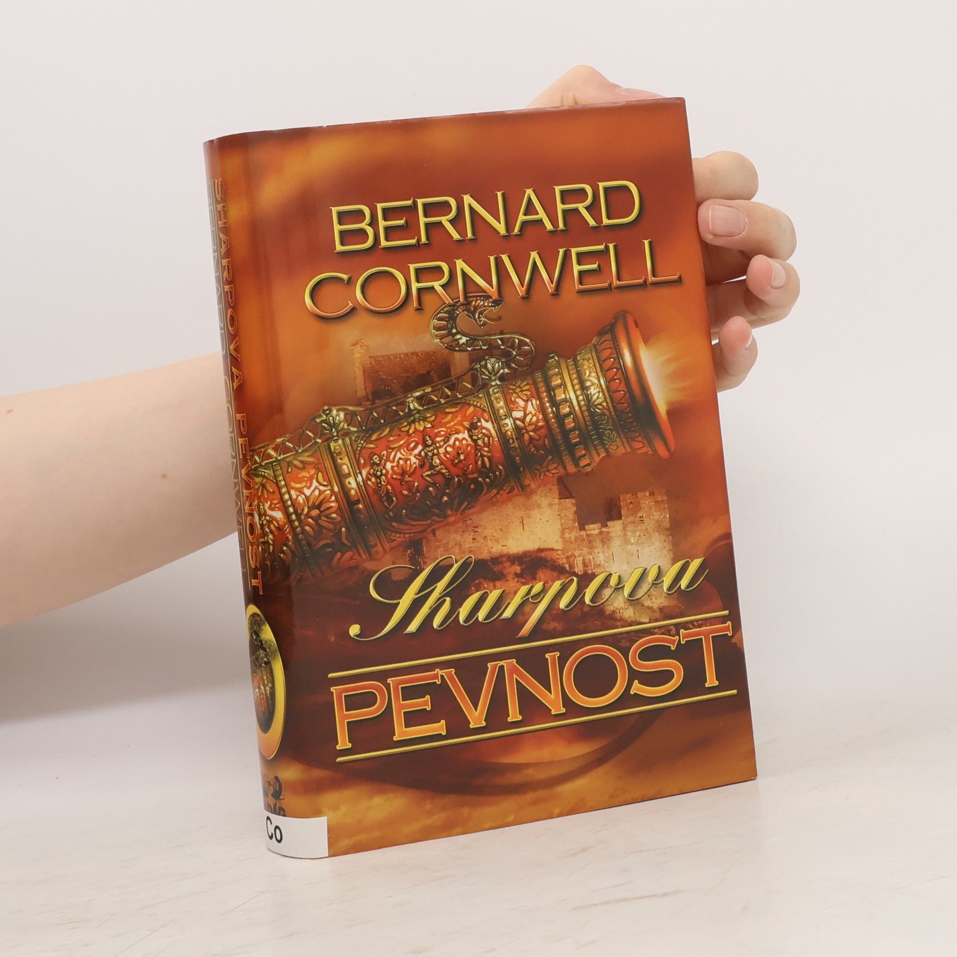 Bernard Cornwell Sharpova pevnost