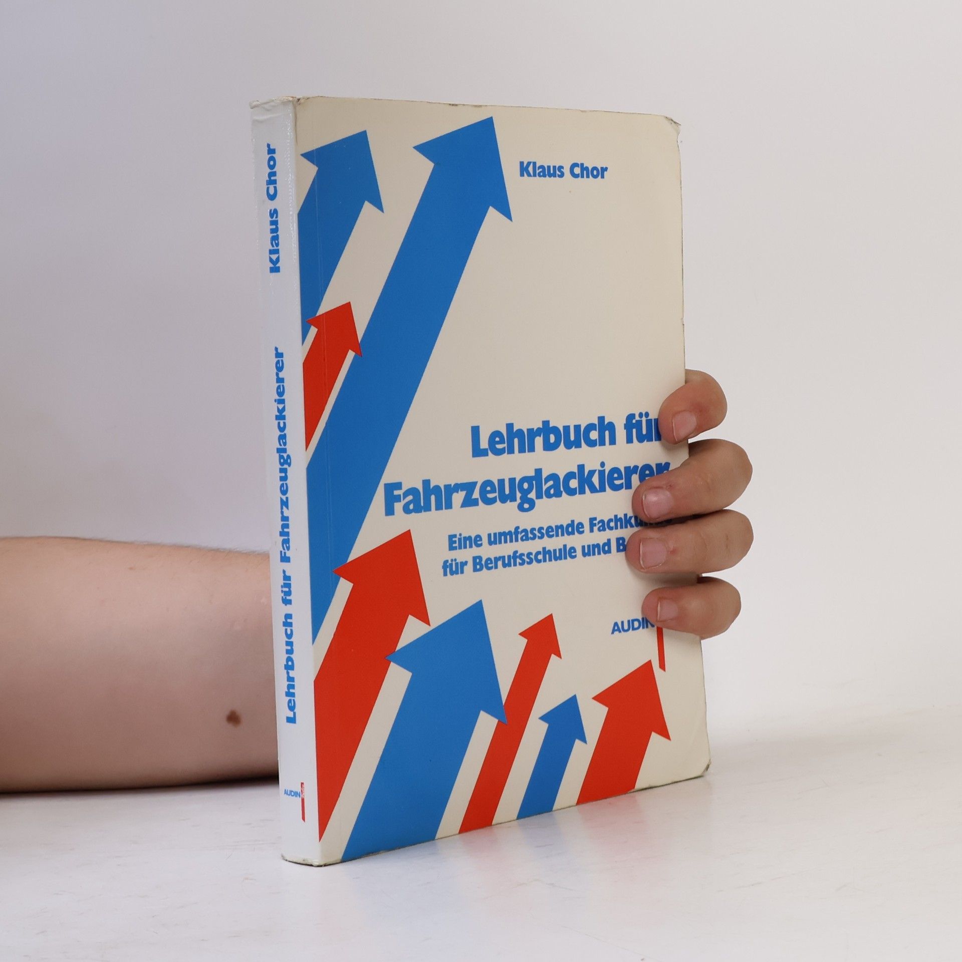 Lehrbuch für Fahrzeuglackierer