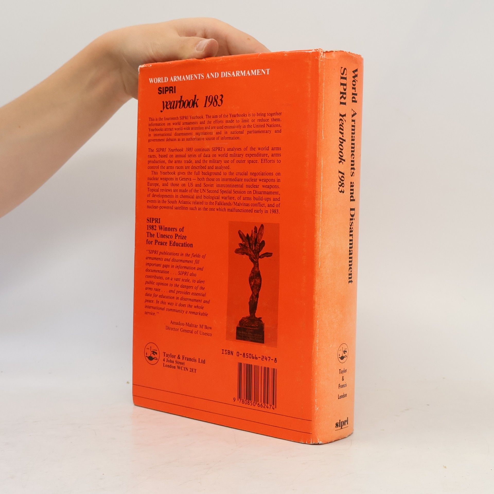 Stockholm International Peace Research Institute SIPRI Yearbook, 1983