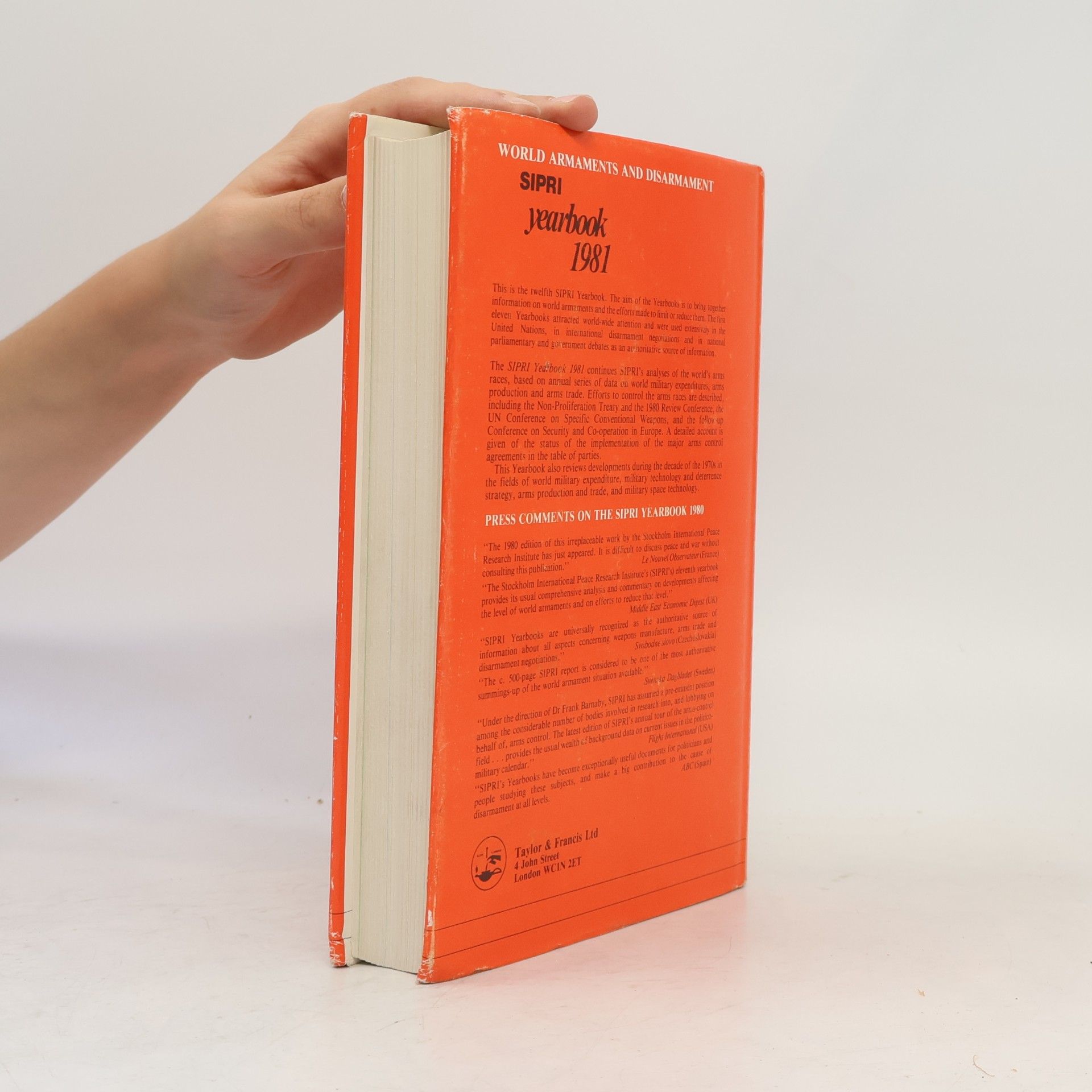 Stockholm International Peace Research Institute SIPRI Yearbook - 1981: World Armaments and Disarmament
