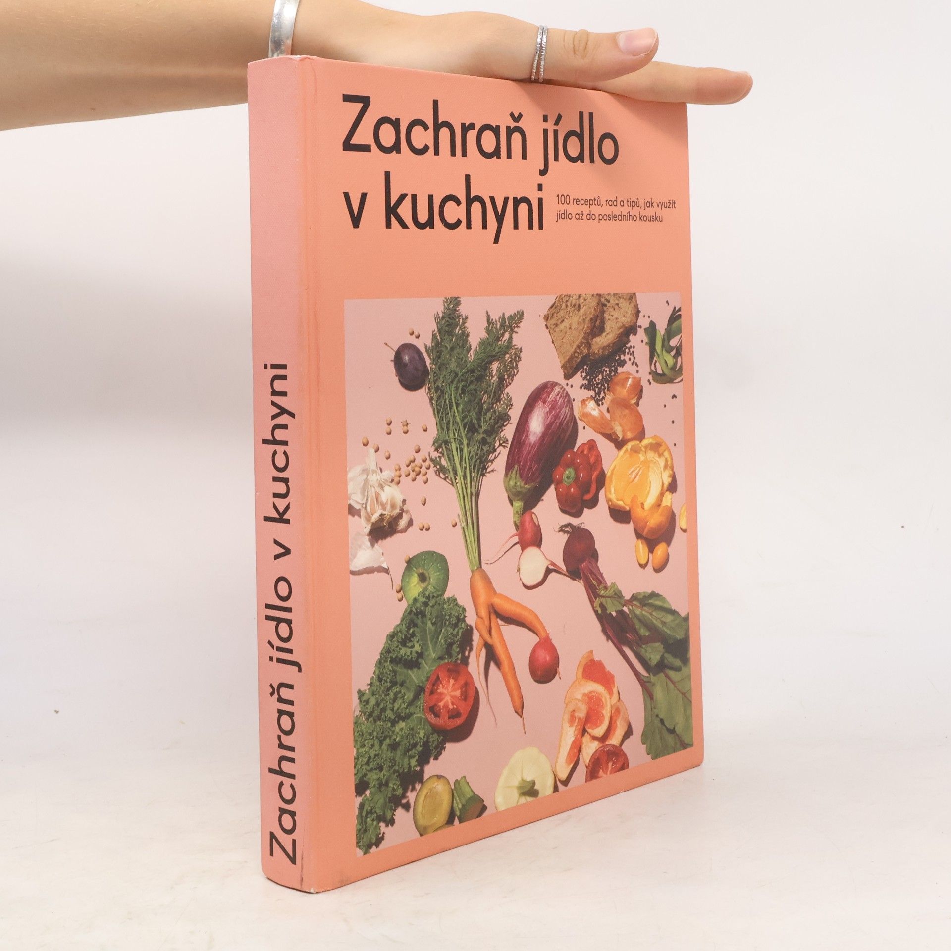 Adam Pešek Zachraň jídlo v kuchyni