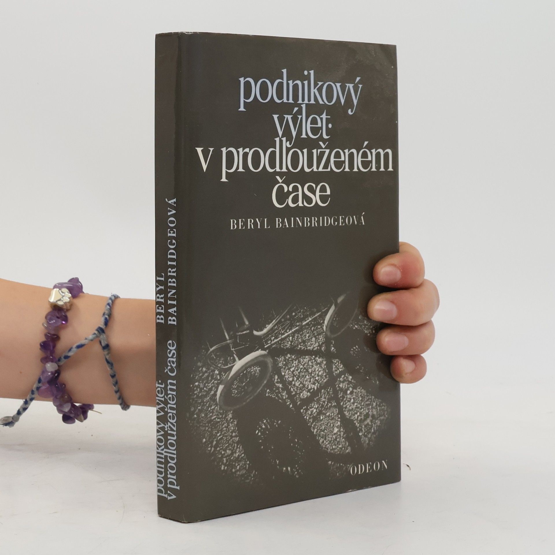 Beryl Bainbridge Podnikový výlet. V prodlouženém čase