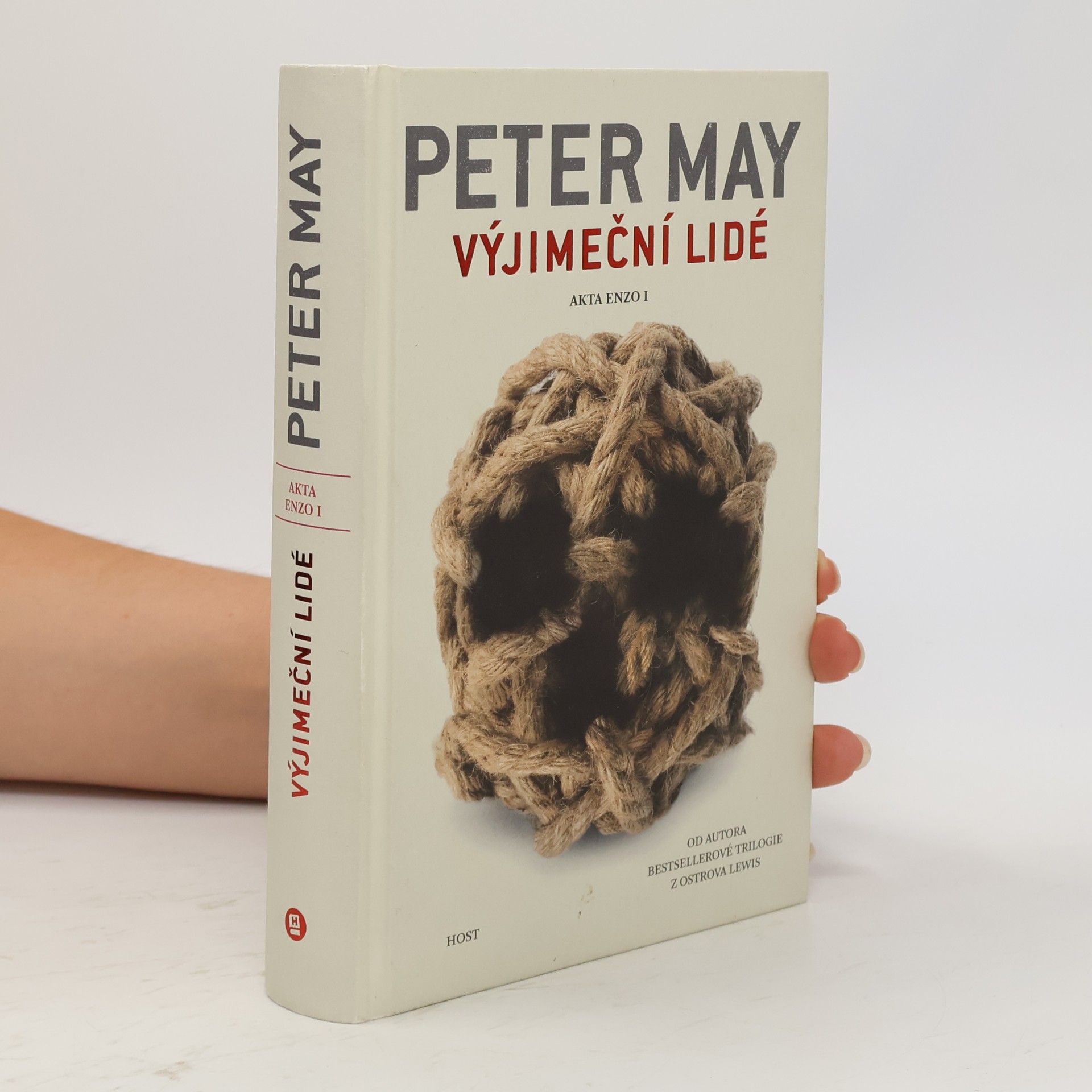 Peter May Výjimeční lidé. Akta Enzo I