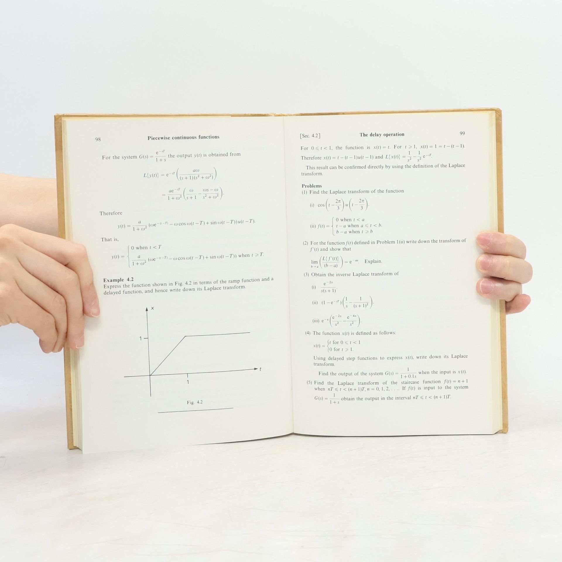 Roy Michael Johnson Ellis Horwood Series: Mathematics and Its Applications: Theory and Applications of Linear Differential and Difference Equations