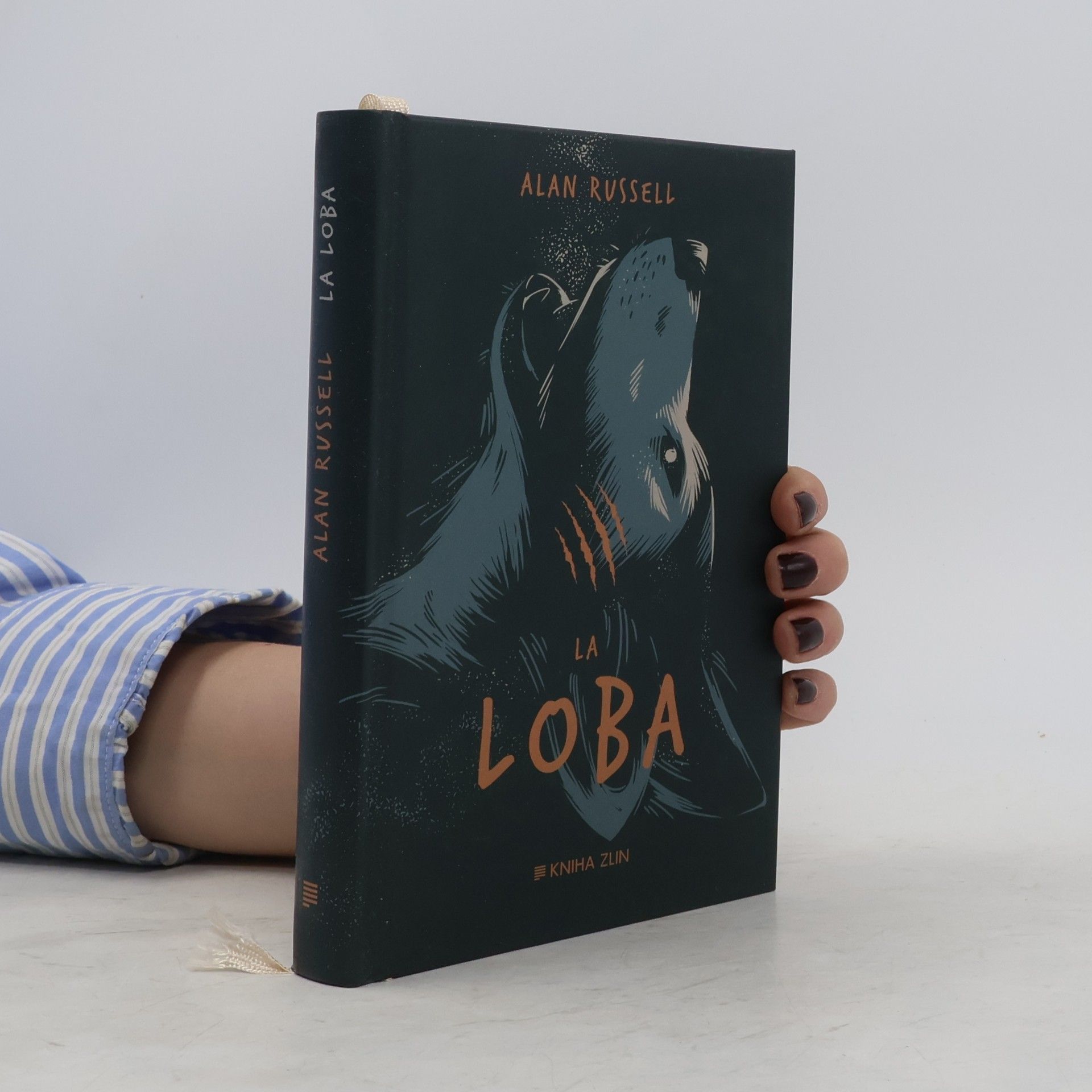Alan Russel La Loba