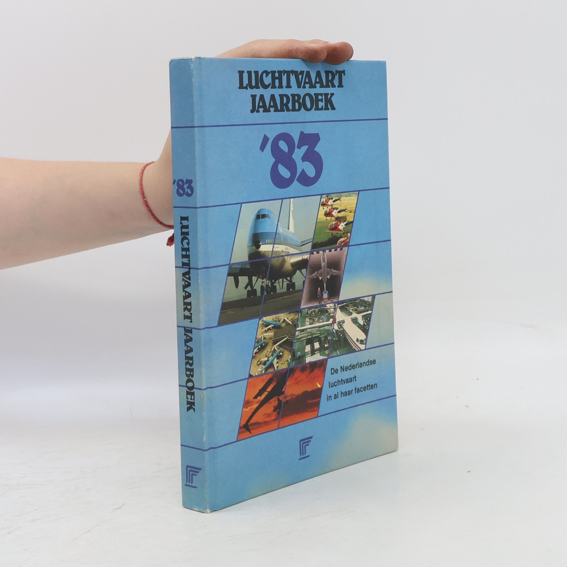 Autorenkollektiv Luchtvaart jaarboek 83