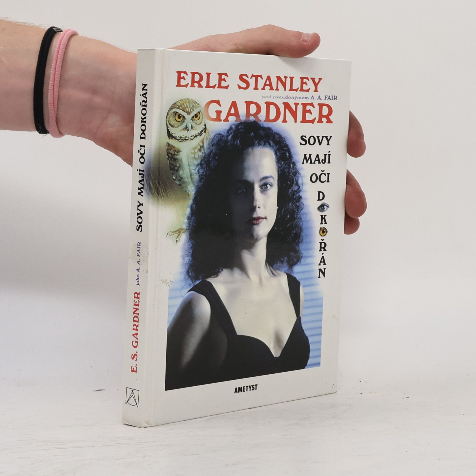 Erle Stanley Gardner Sovy mají oči dokořán