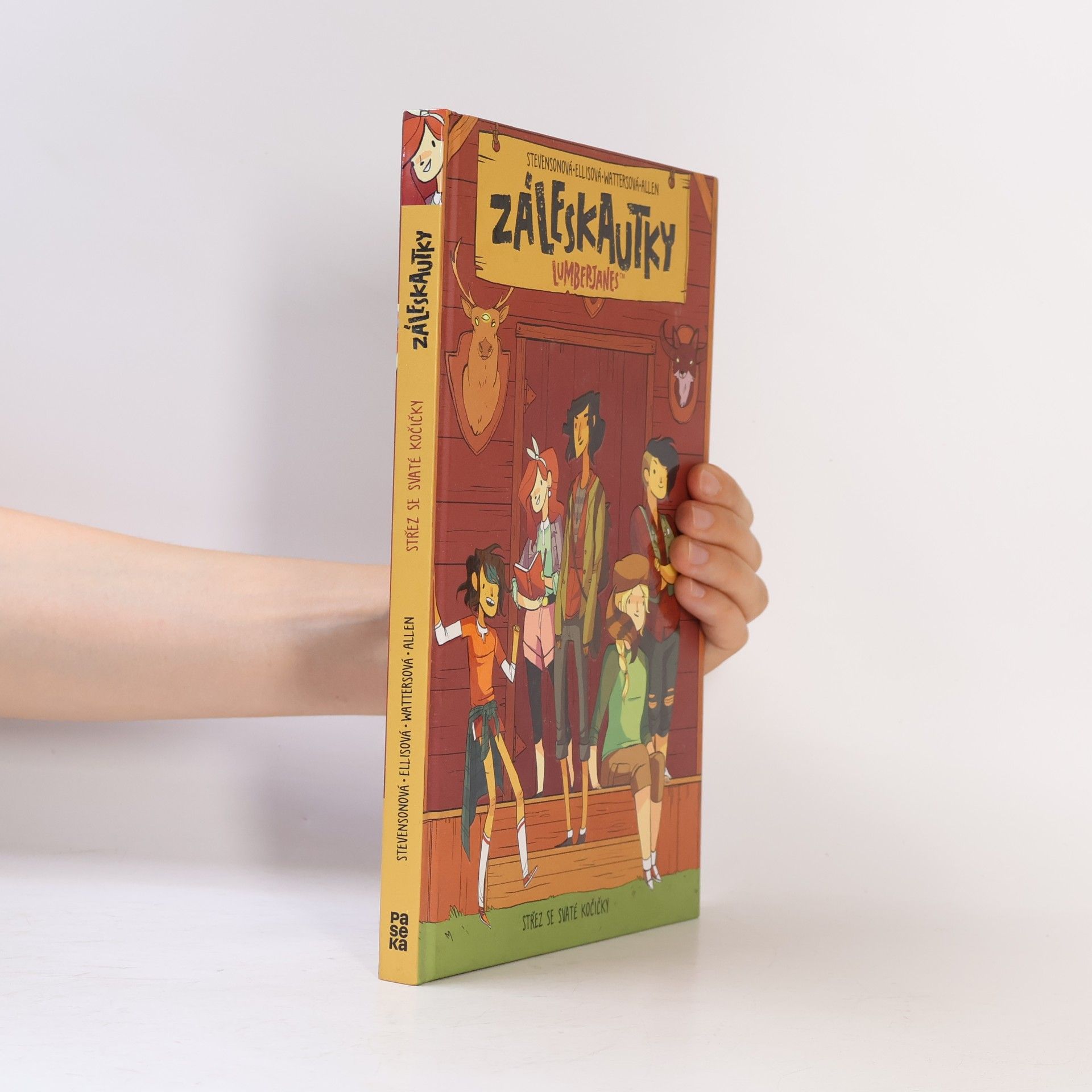 Shannon Watters Záleskautky = Lumberjanes. Střež se svaté kočičky