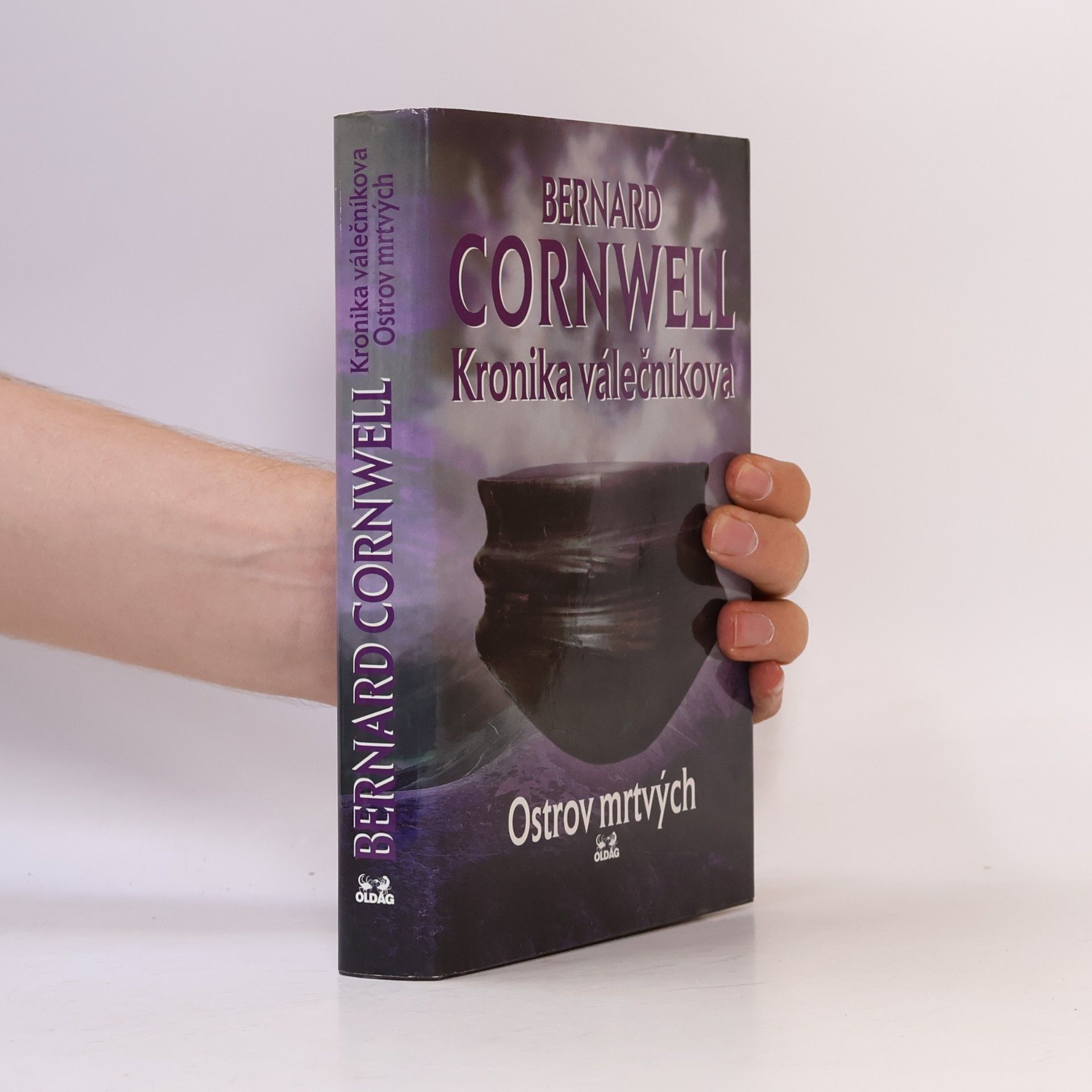 Bernard Cornwell Kronika válečníkova. Ostrov mrtvých. Díl II.