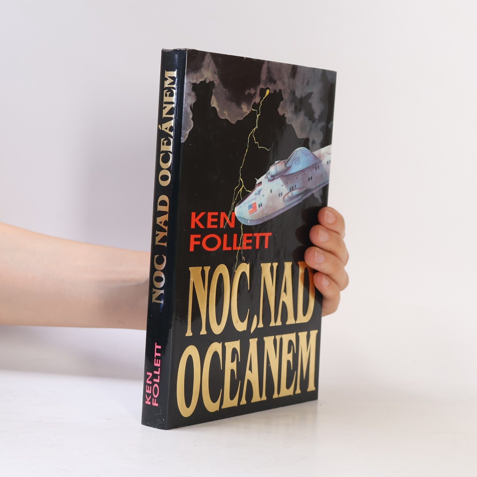 Ken Follett Noc nad oceánem