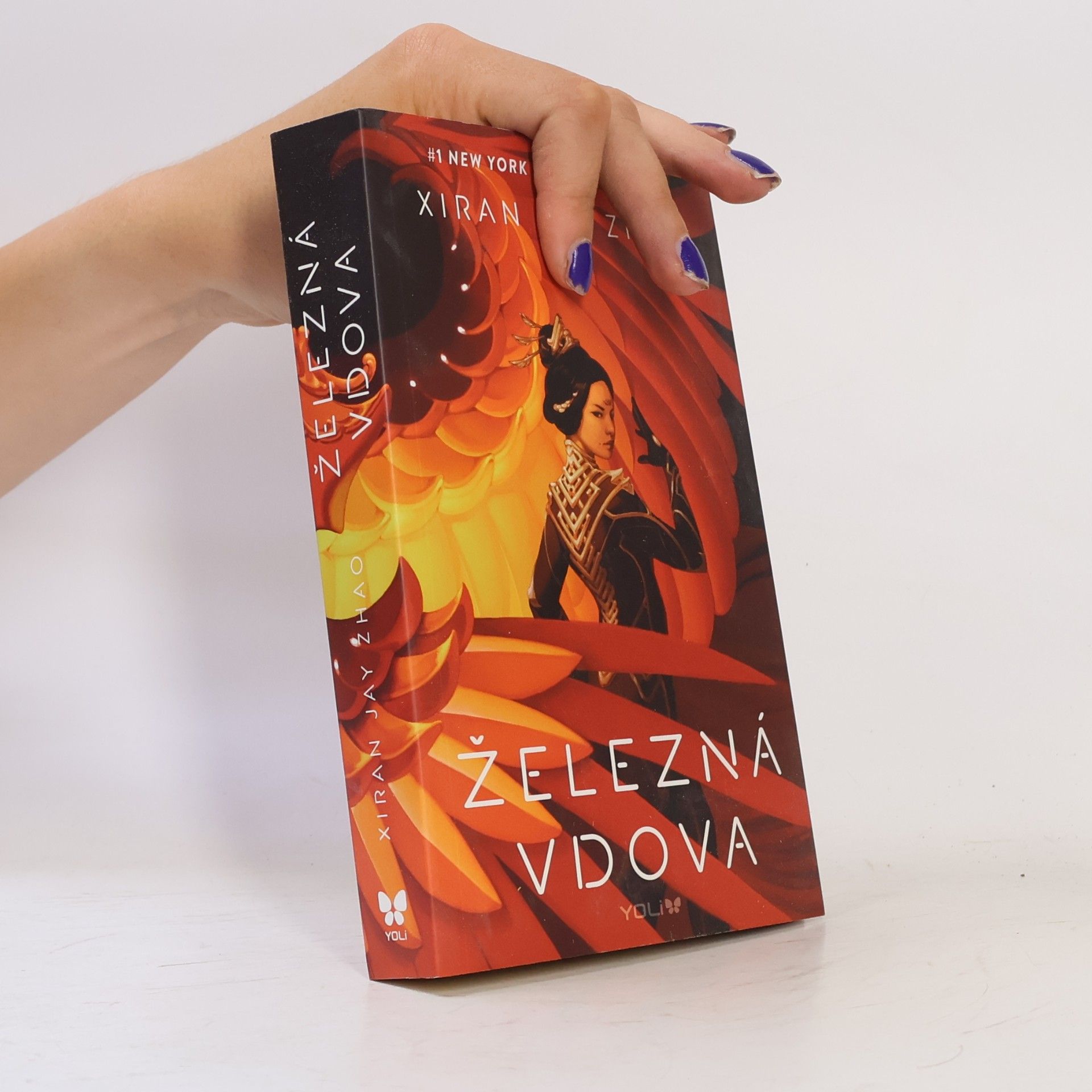 Xiran Jay Zhao Železná vdova