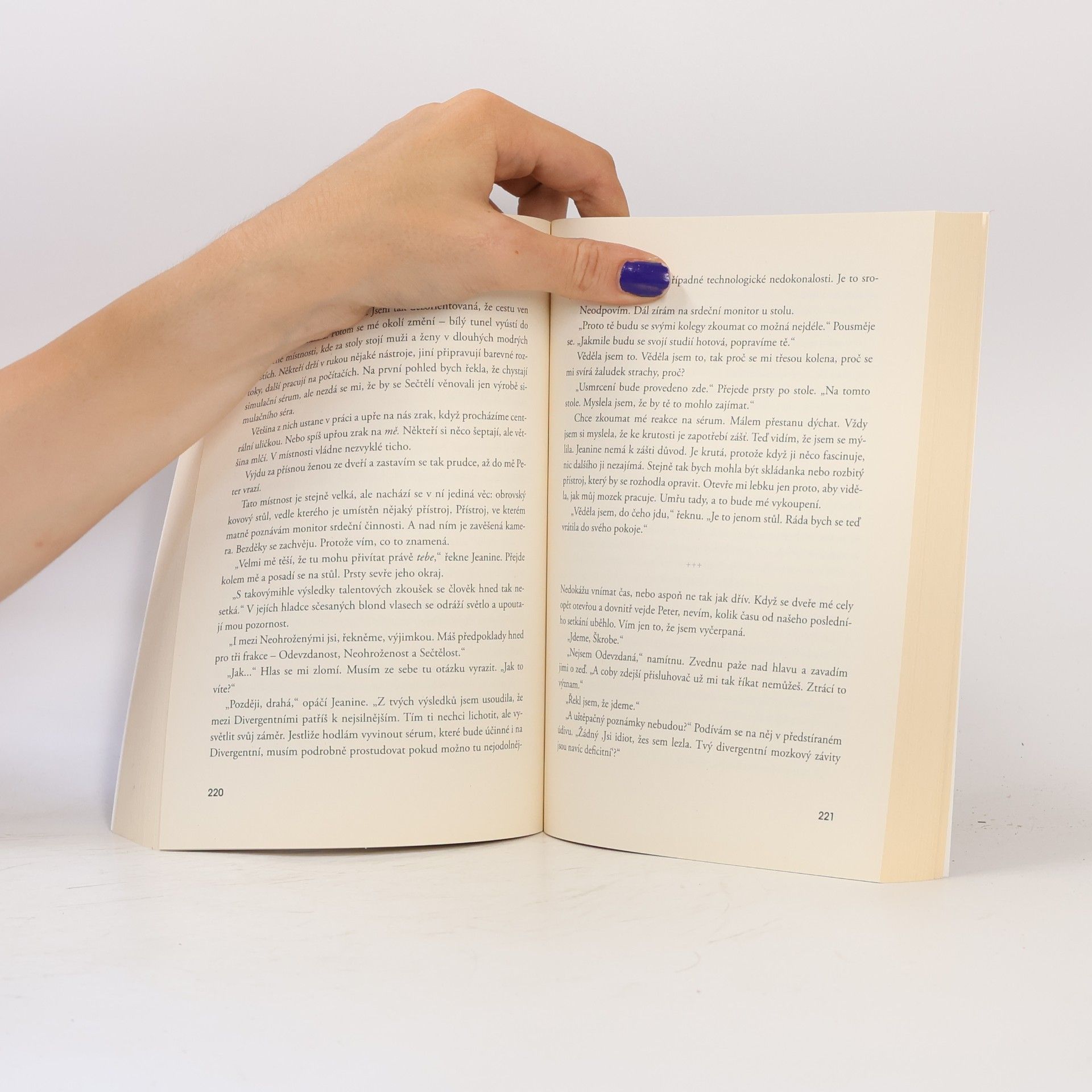 Veronica Roth Rezistence