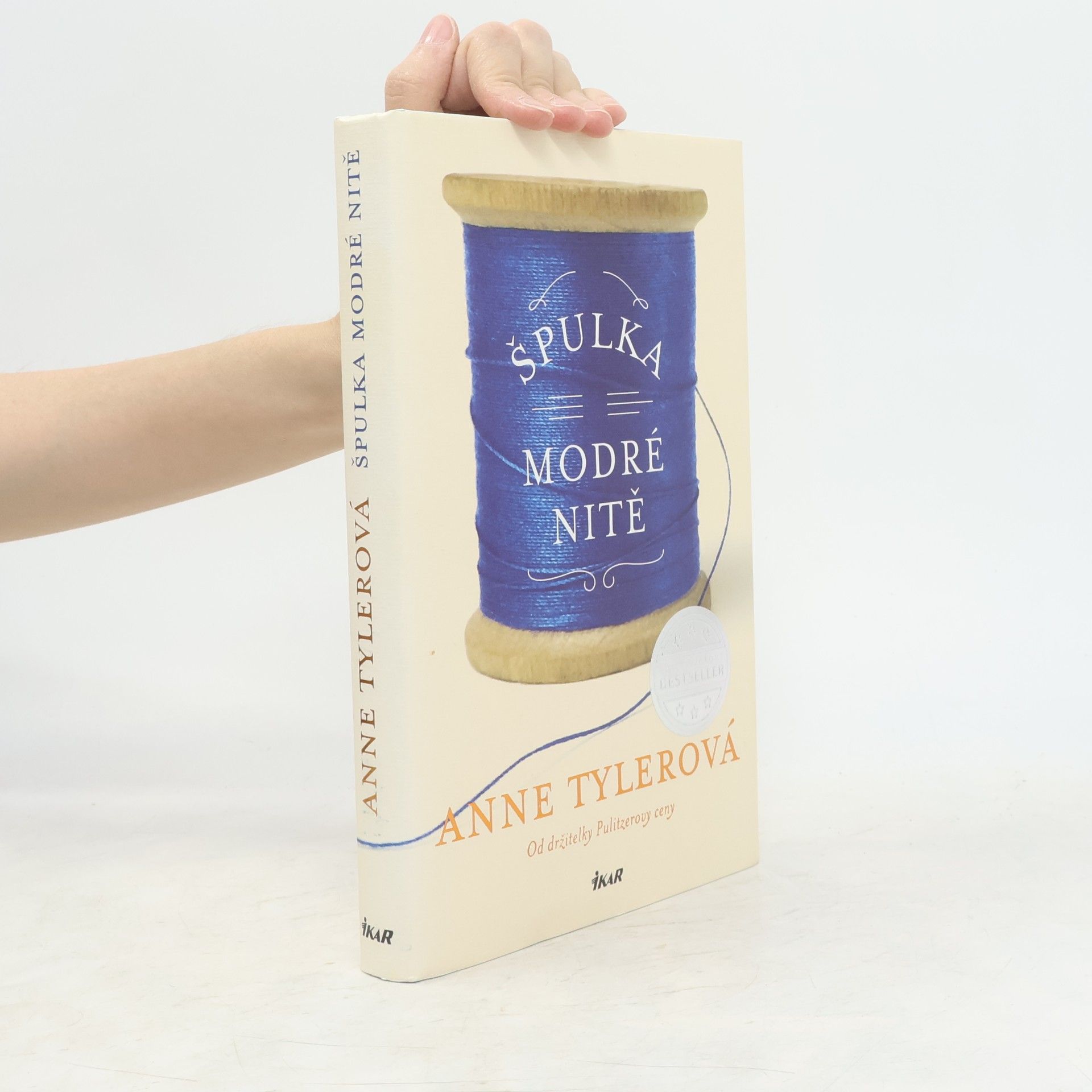 Anne Tyler Špulka modré nitě