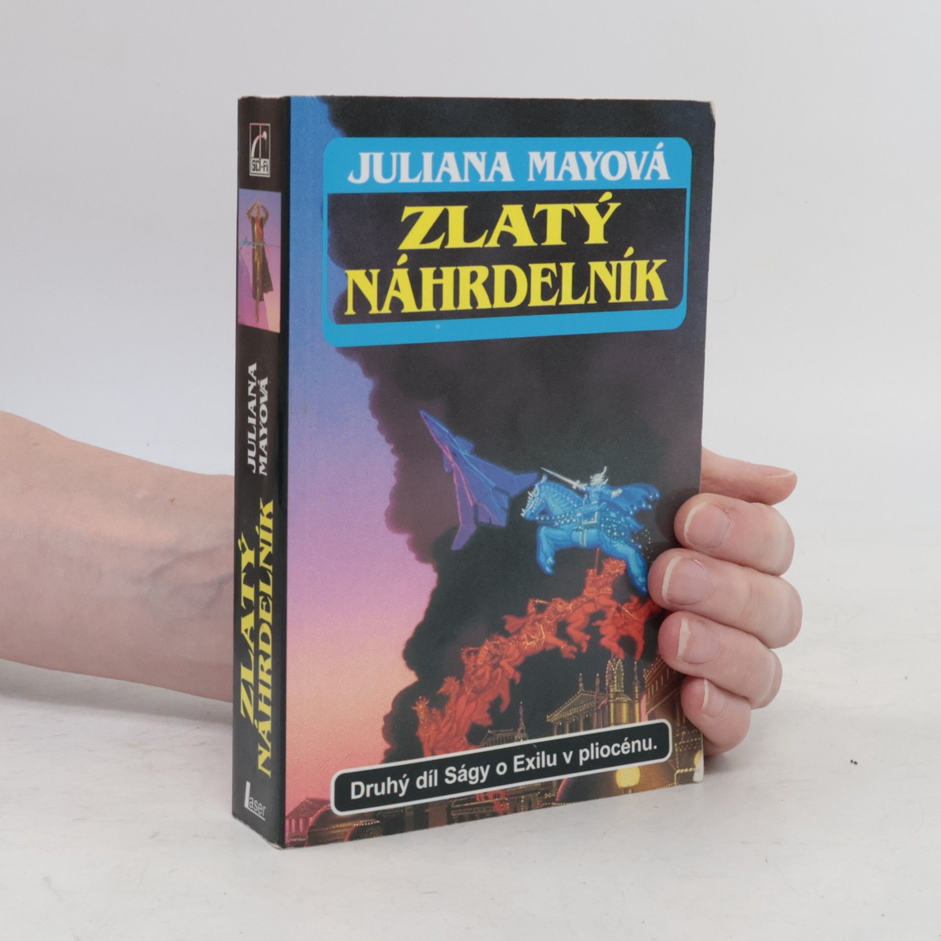 Julian May Zlatý náhrdelník