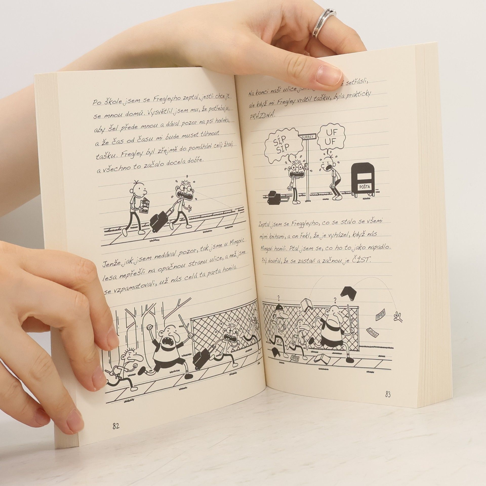 Jeff Kinney Deník malého poseroutky 8. Fakt smůla