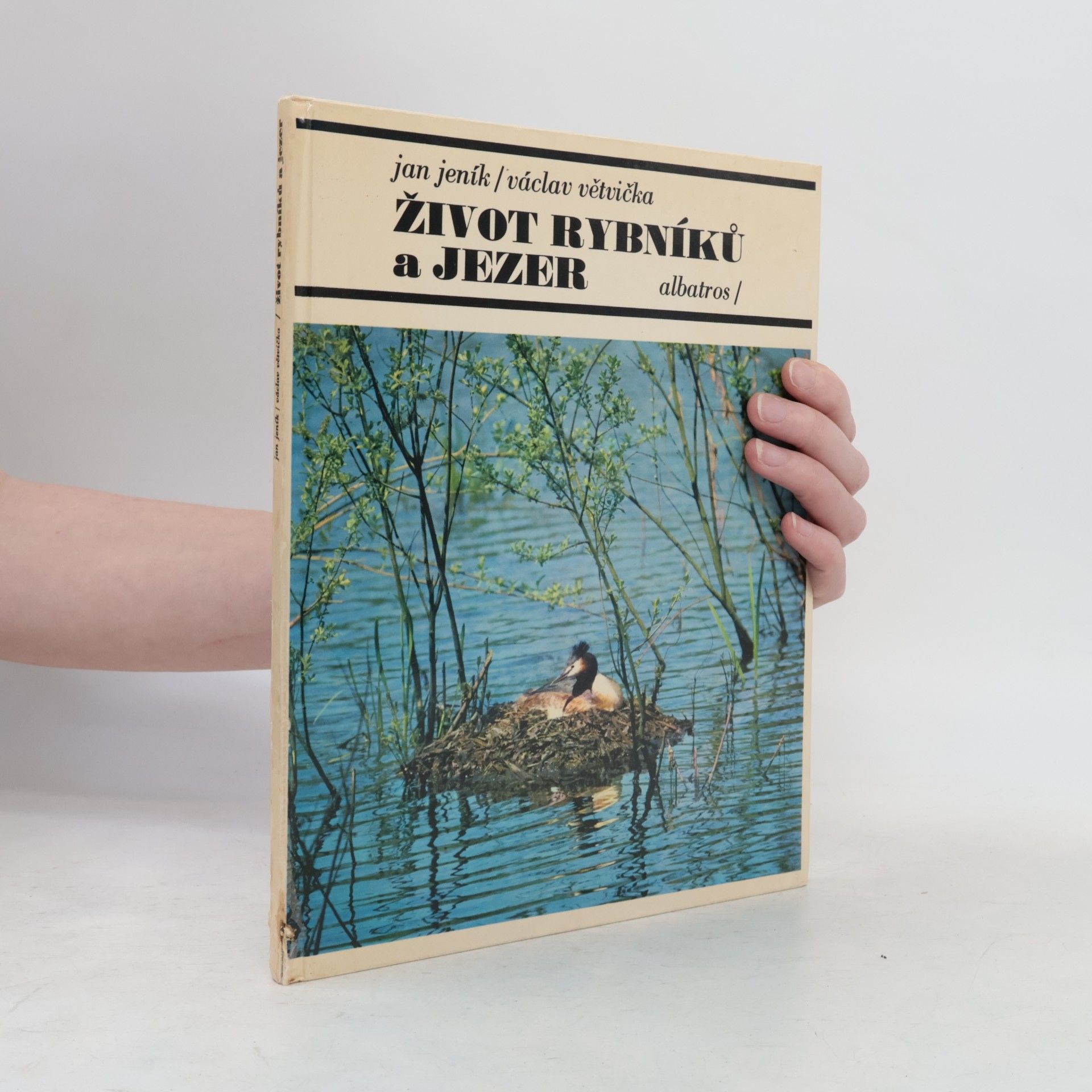 Život rybníků a jezer