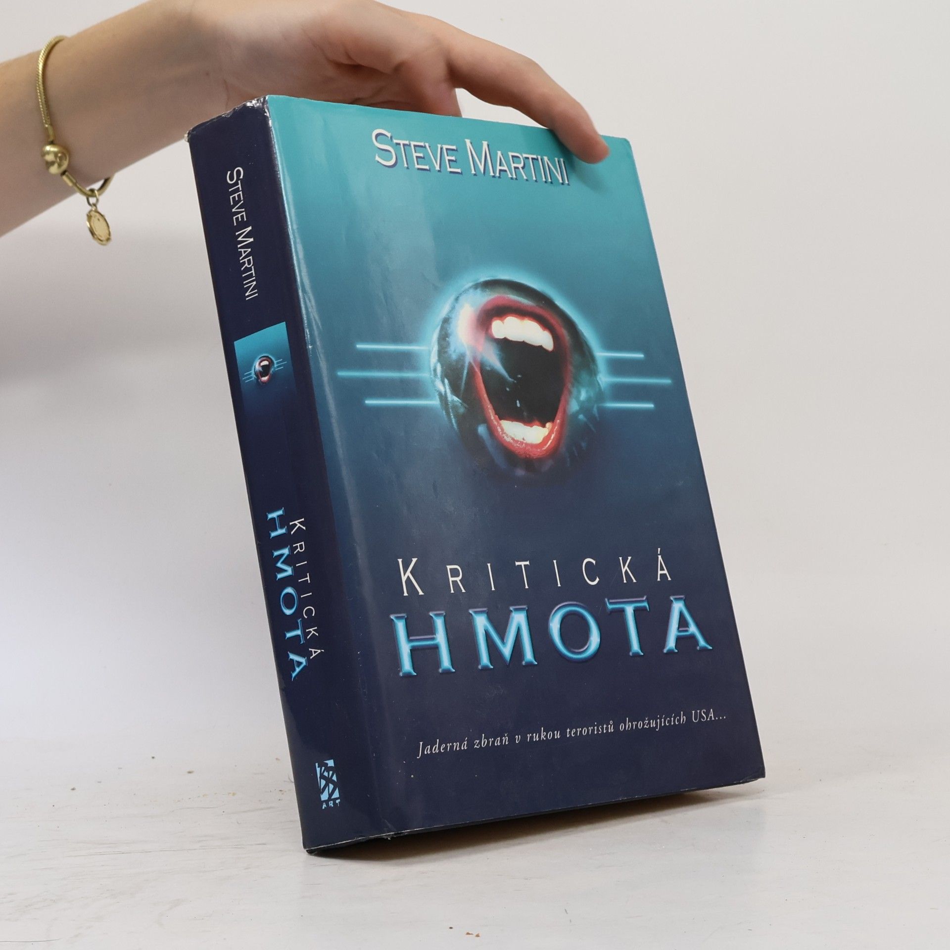 Steve Martini Kritická hmota