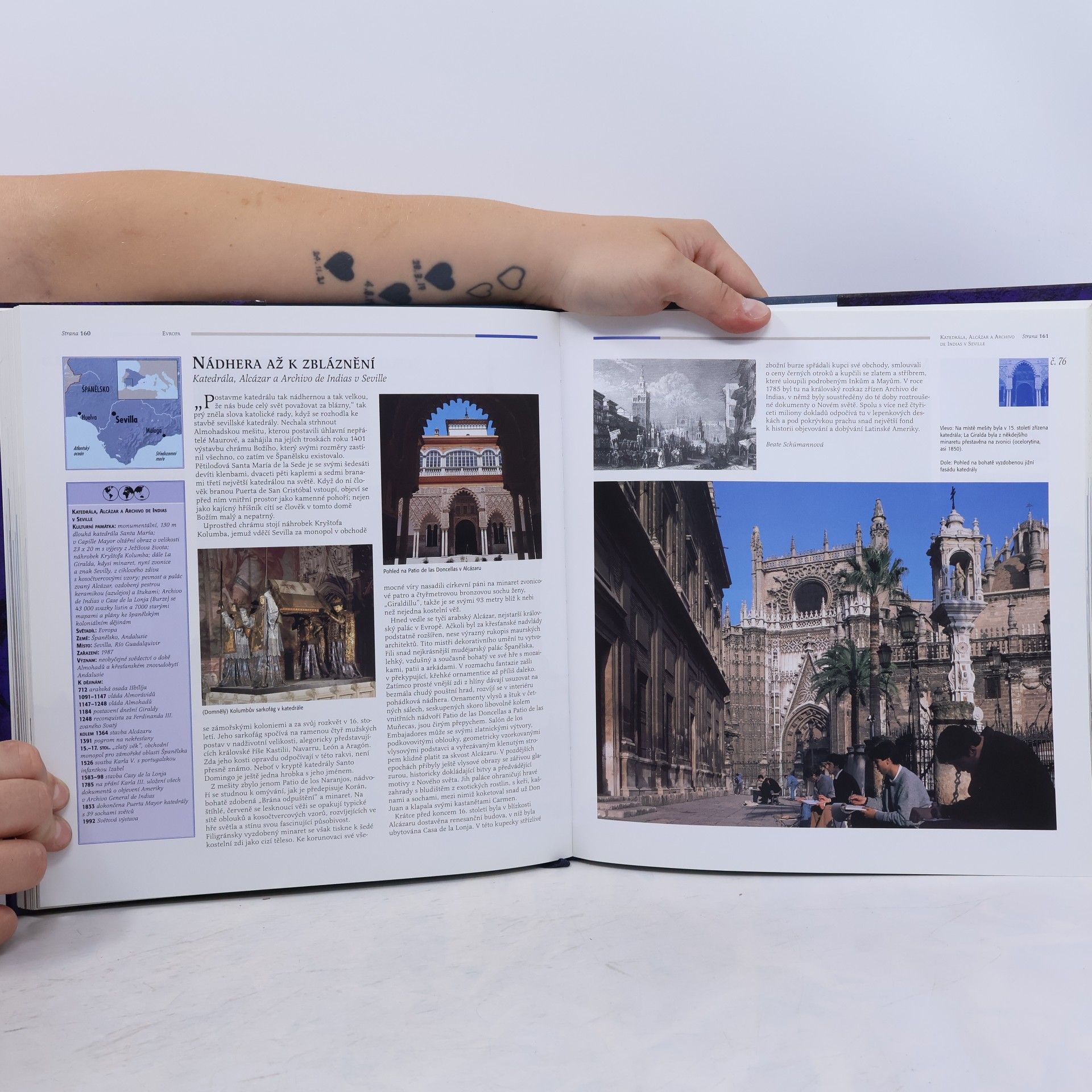 Dušan Zbavitel Poklady světa. 150 nejvýznamnějších kulturních památek UNESCO