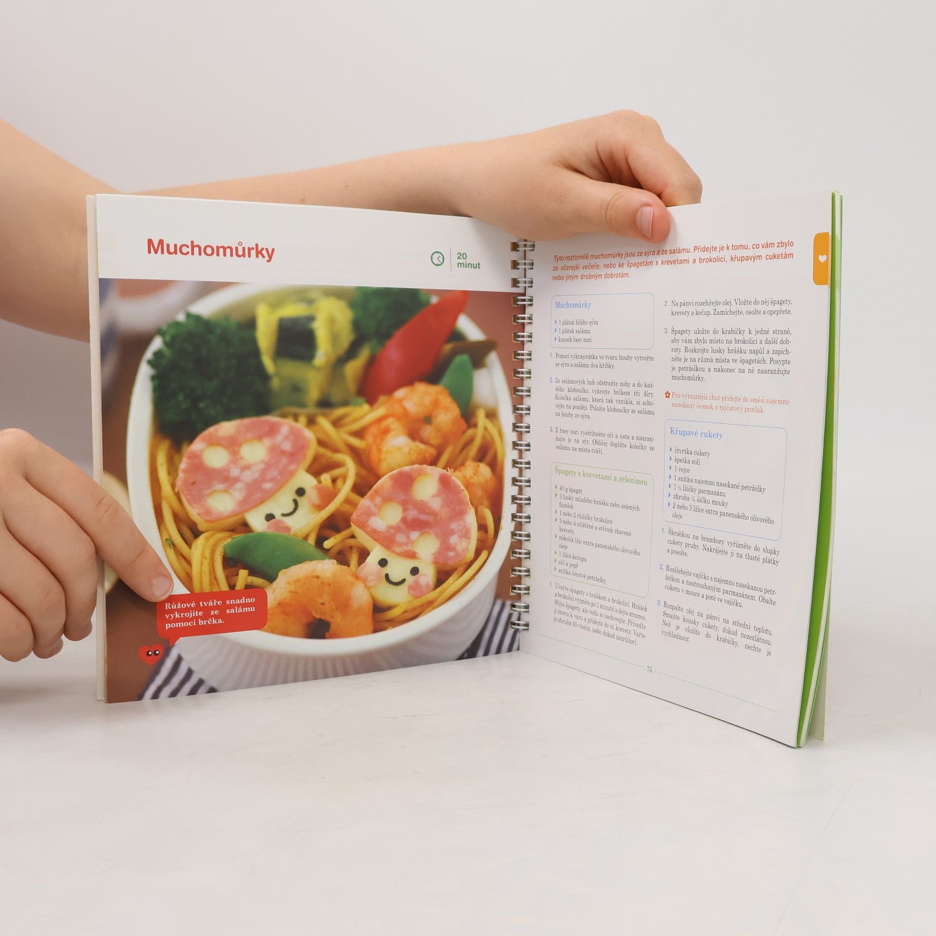 Crystal Watanabe Zdravé a hravé svačinky BENTO: každodenní recepty na nápadité jídlo