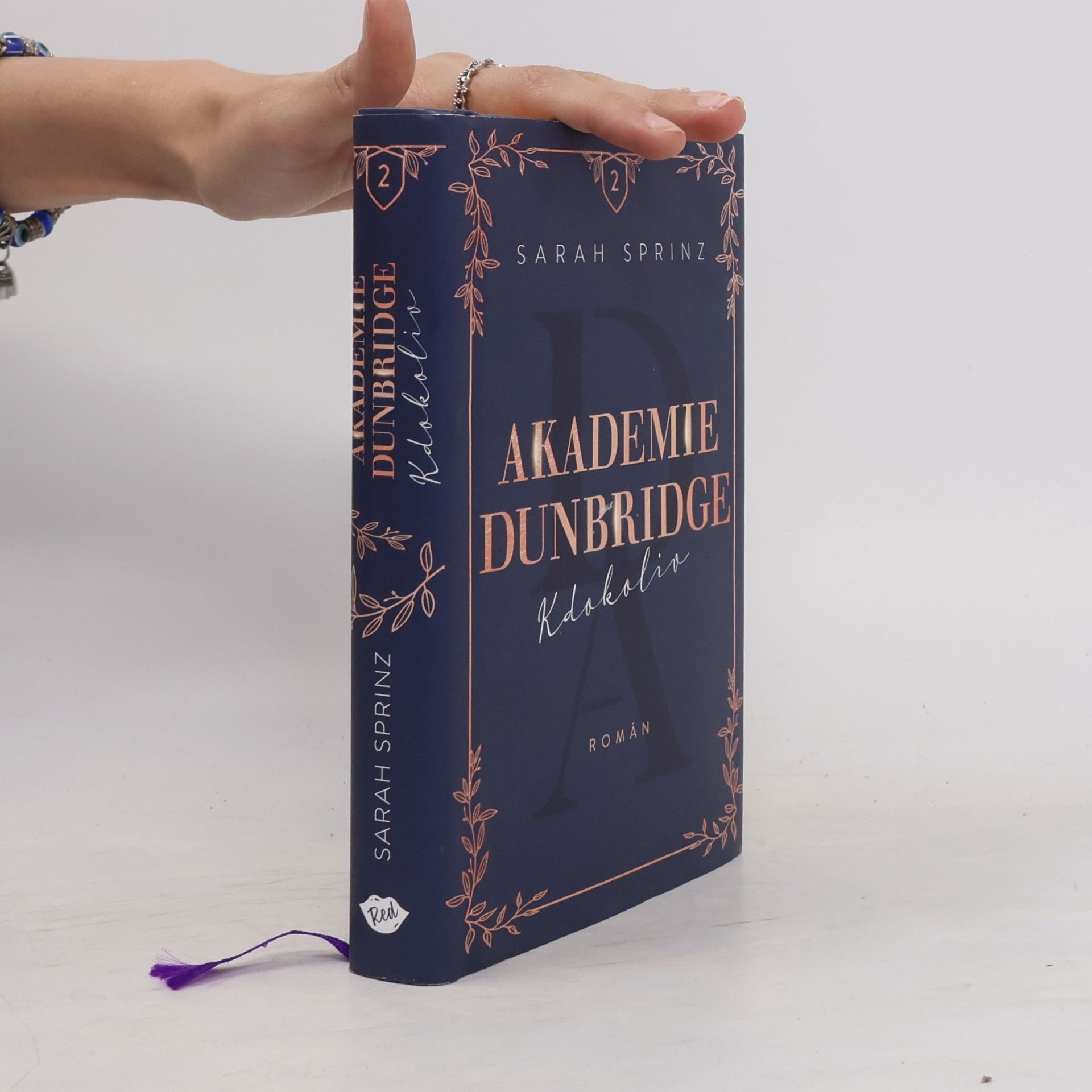 Sarah Sprinz Akademie Dunbridge 2. Kdokoliv
