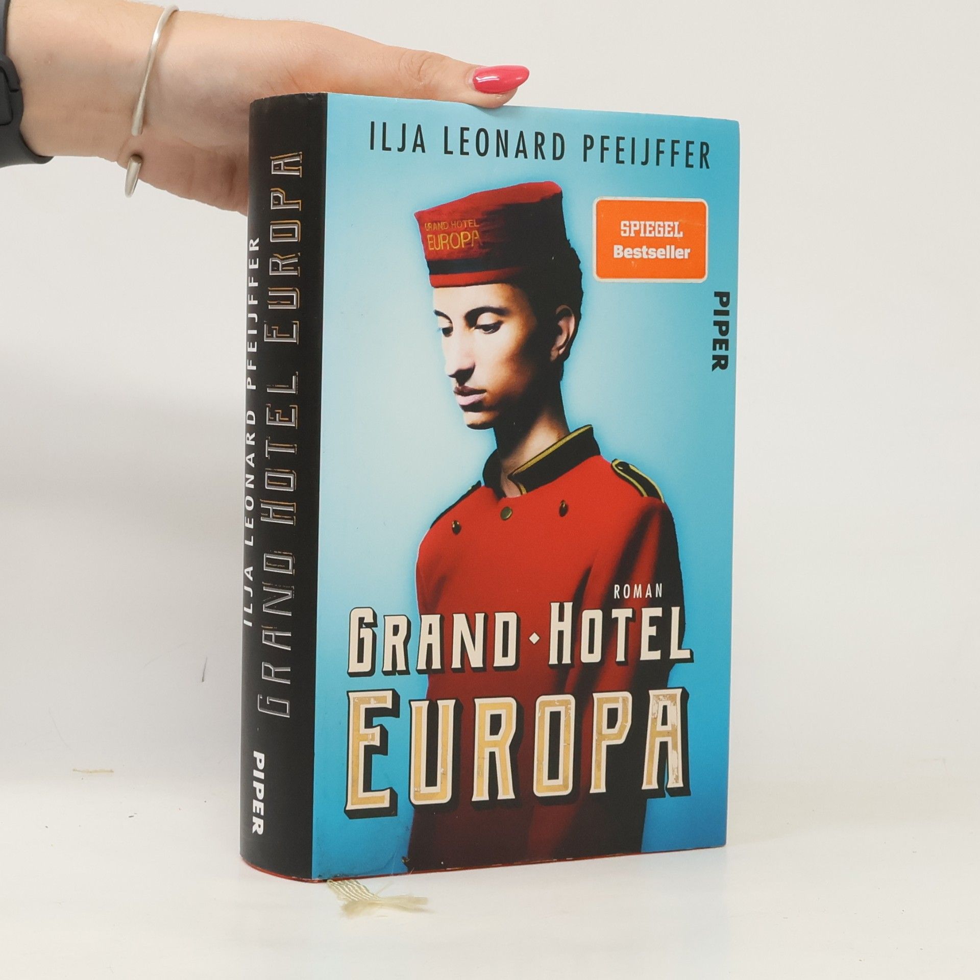 Ilja Leonard Pfeijffer Grand Hotel Europa