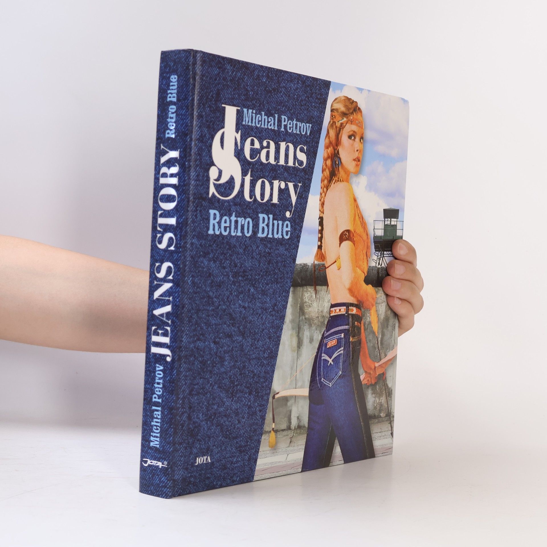 Michal Petrov Jeans story: Retro blue