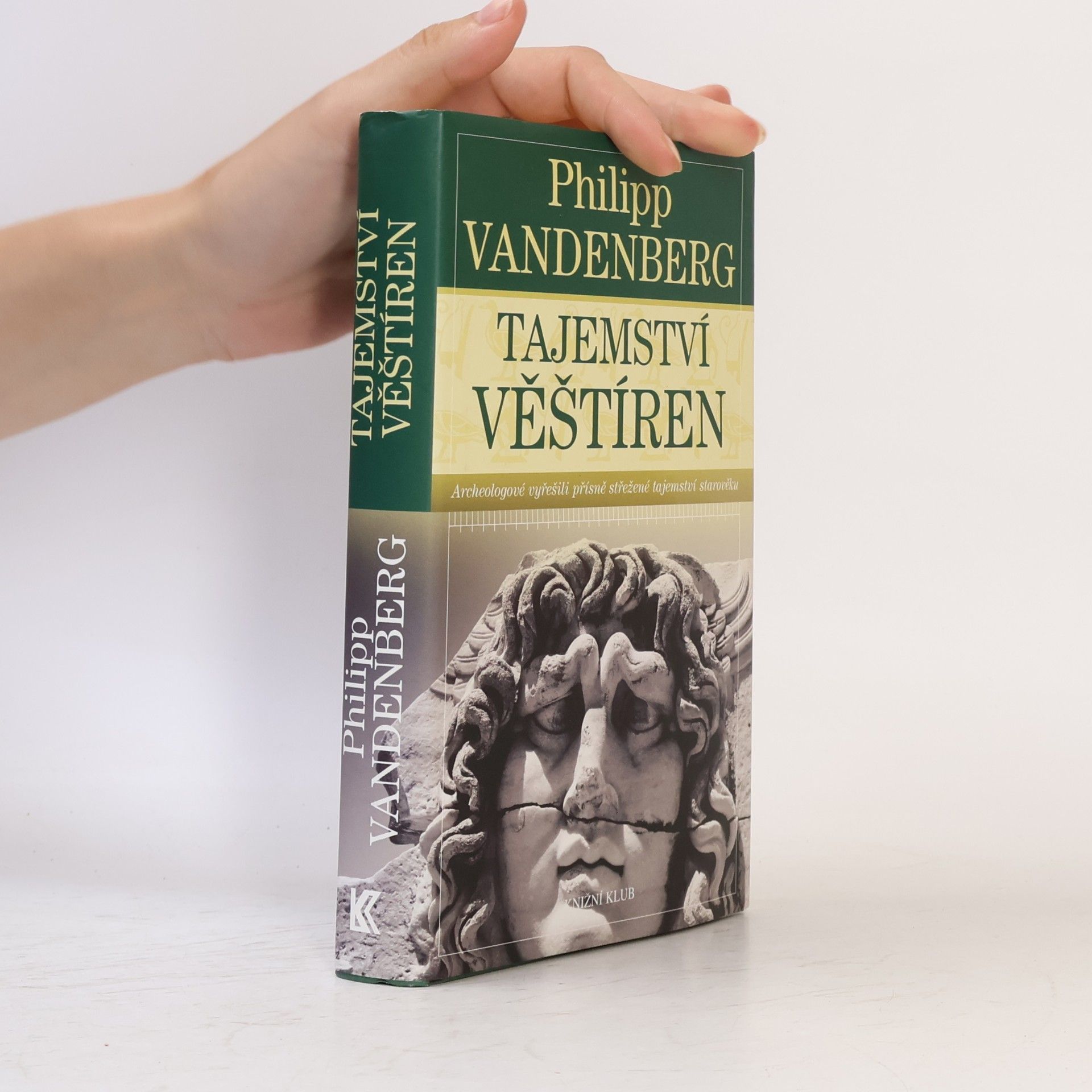 Philipp Vandenberg Tajemství věštíren