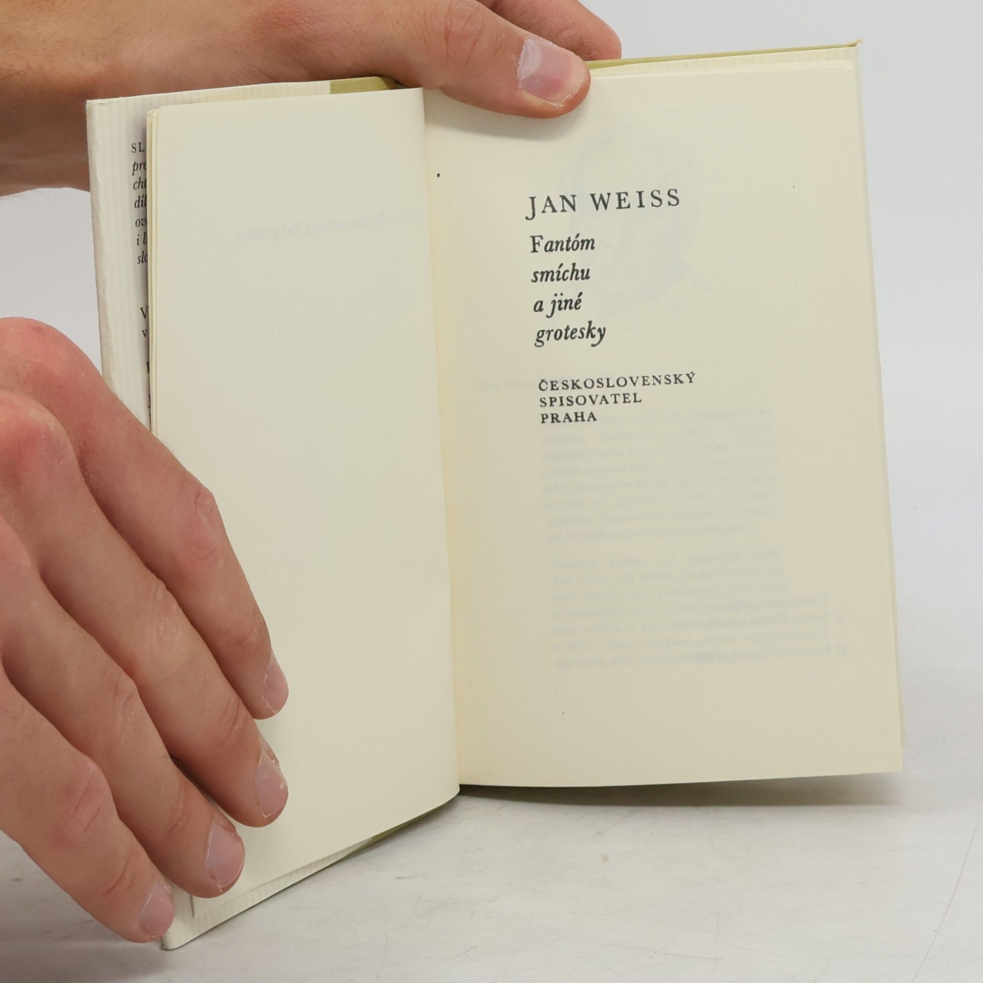Jan Weiss Fantóm smíchu a jiné grotesky
