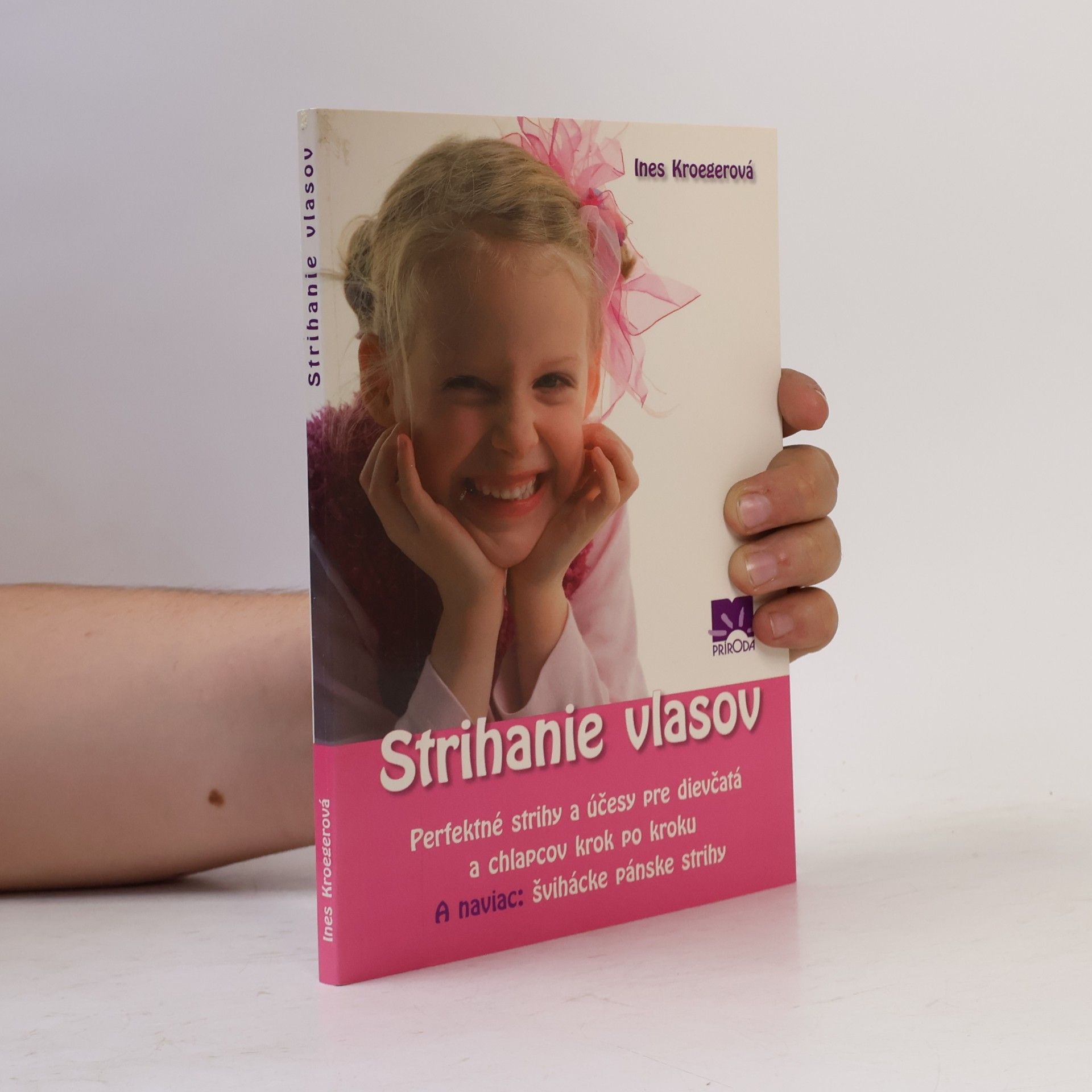 Ines Kroeger Strihanie vlasov